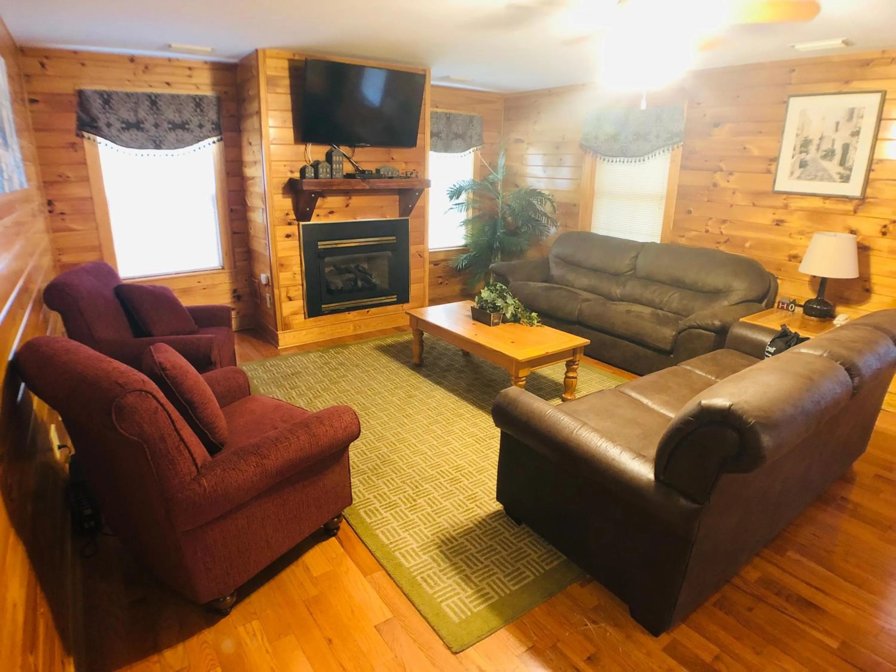 Briarstone Lodge Condo 13D by Eden Crest