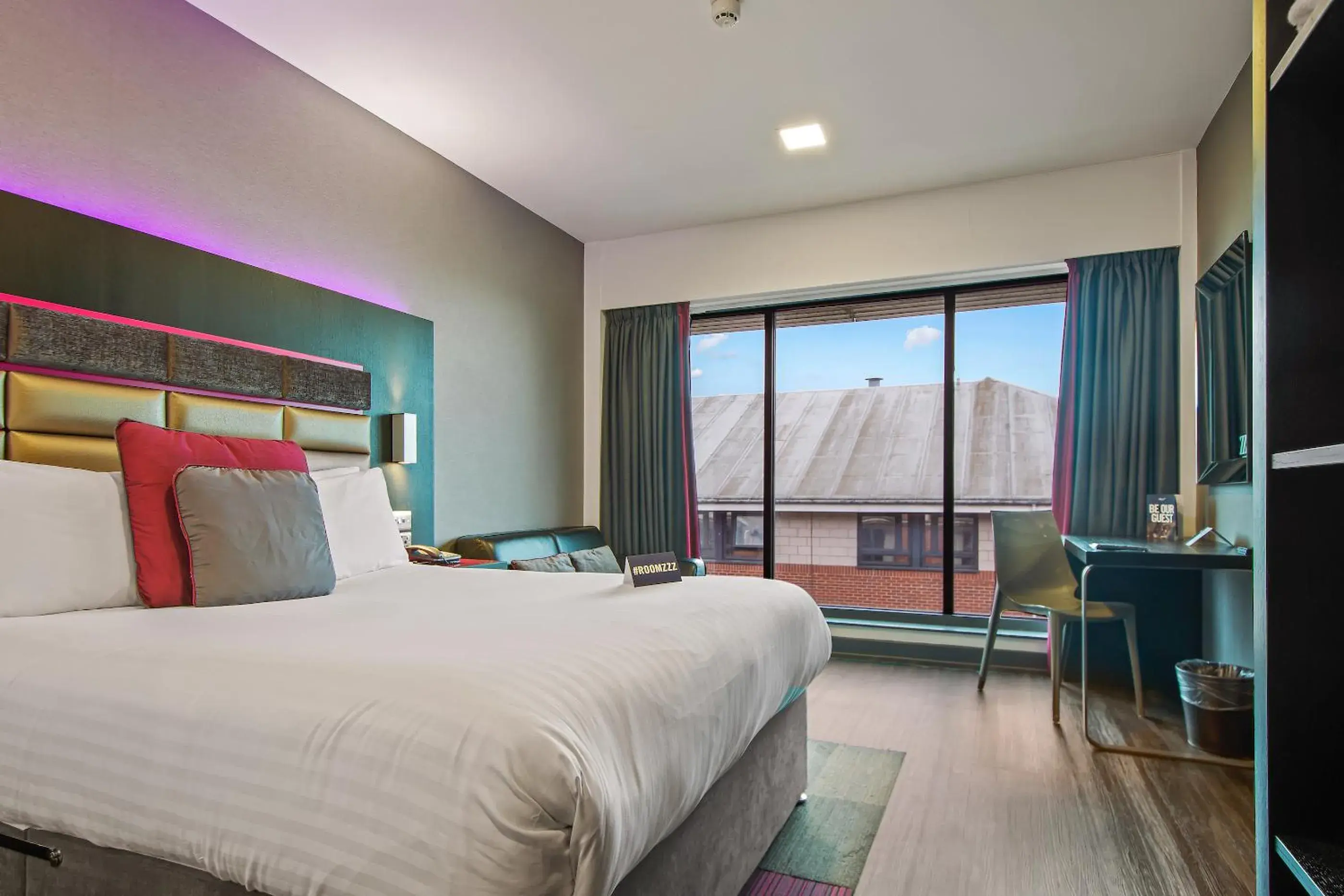 Smart Studio in Roomzzz Nottingham City Smart Studio in Roomzzz Nottingham City