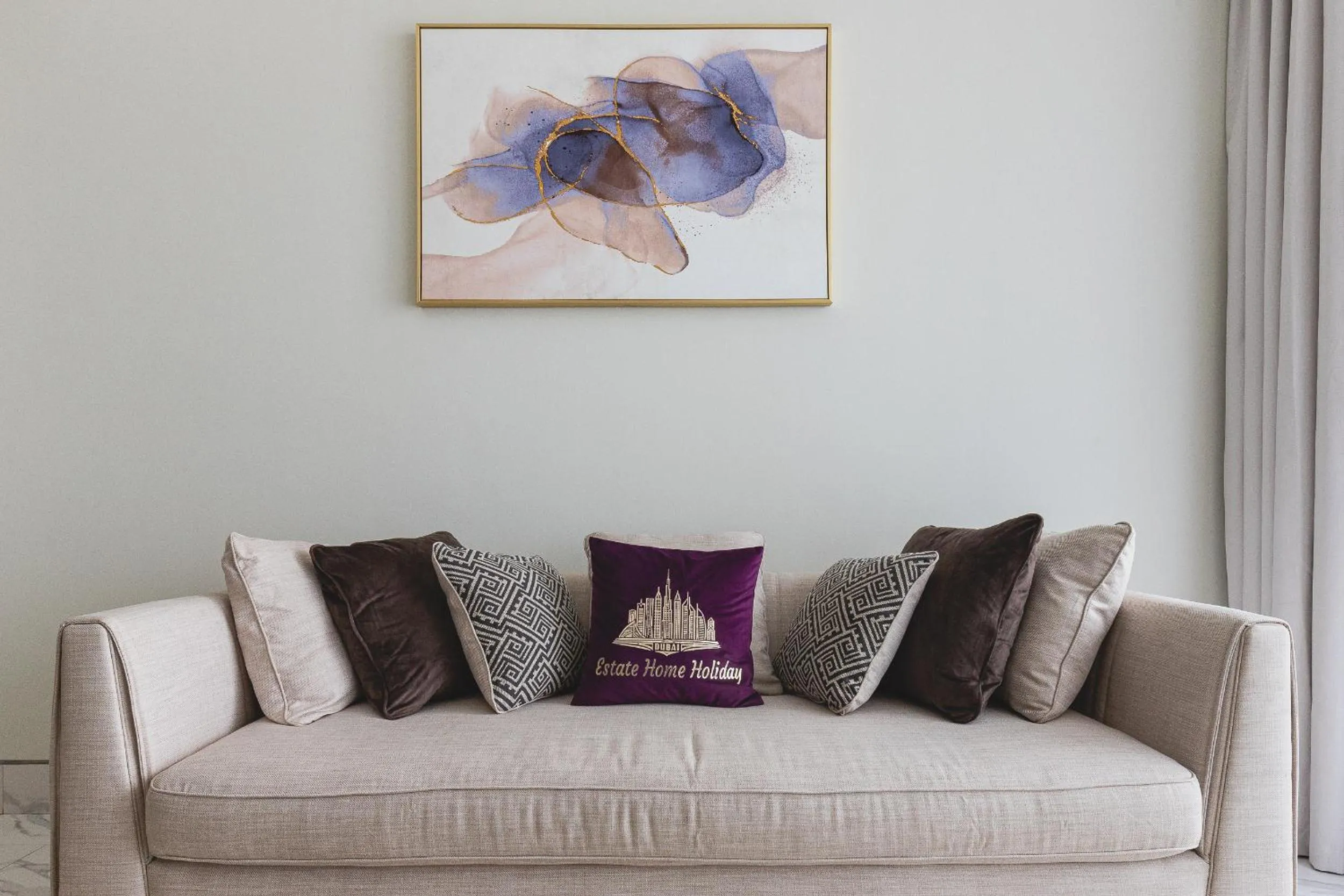 Living room in GLOBALSTAY J One Tower Apartments at Pearl of UAE