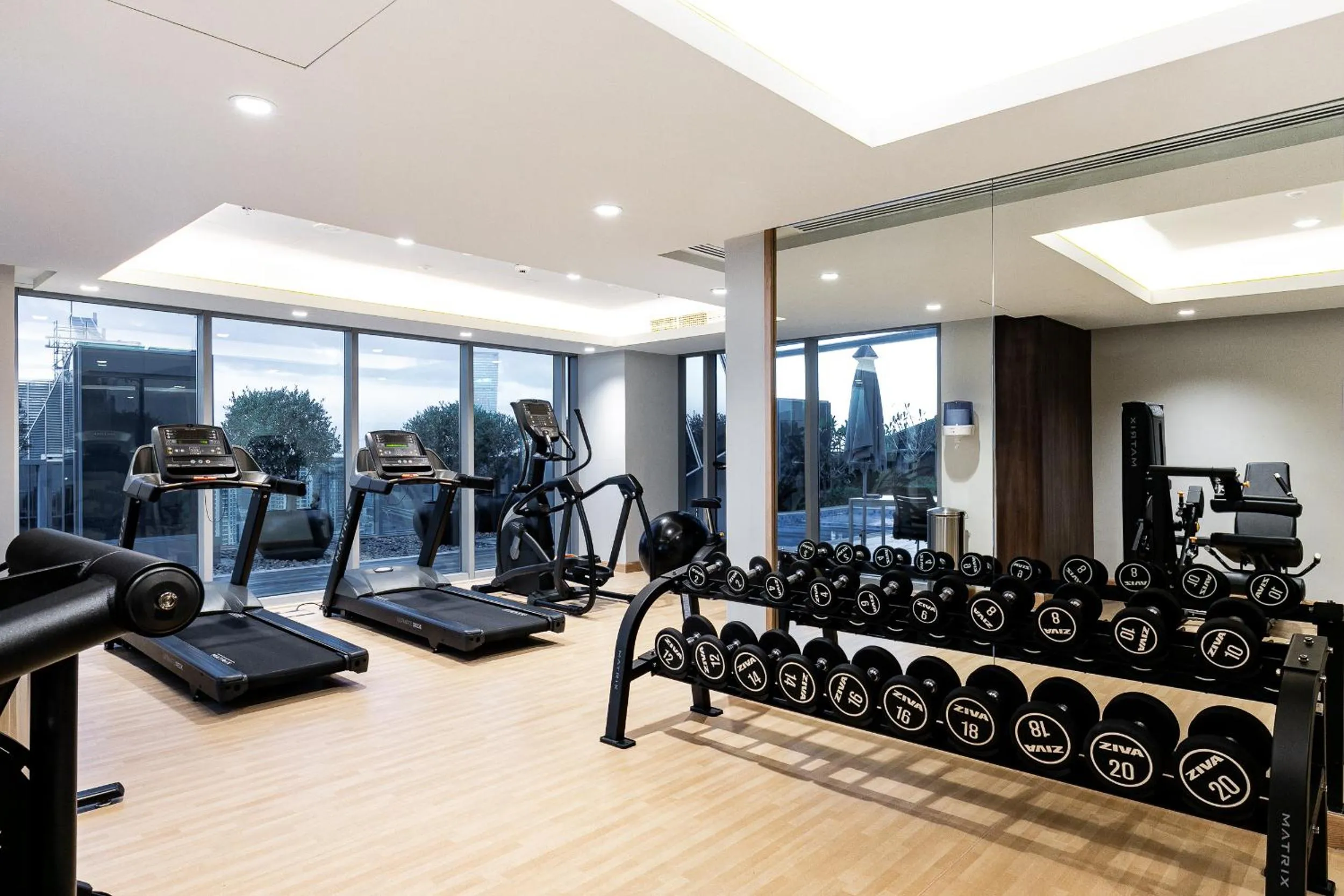 Fitness centre/facilities in GLOBALSTAY J One Tower Apartments at Pearl of UAE