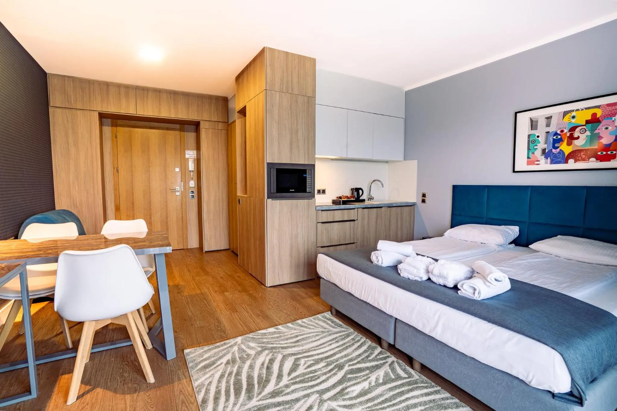 Kitchen or kitchenette, Bed in Mielenko & Spa ex Baltin Hotel