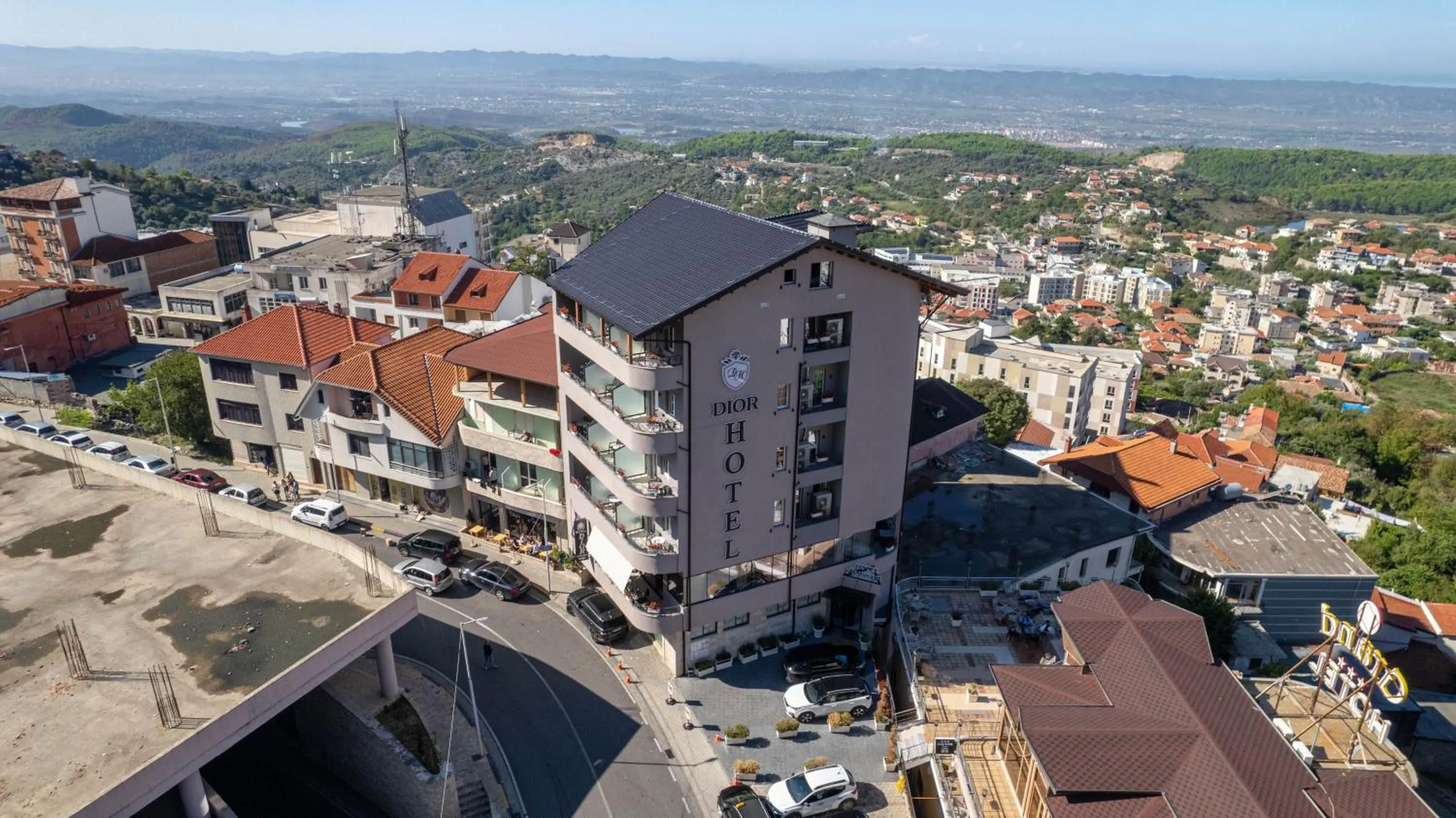 Neighbourhood in Hotel Dior