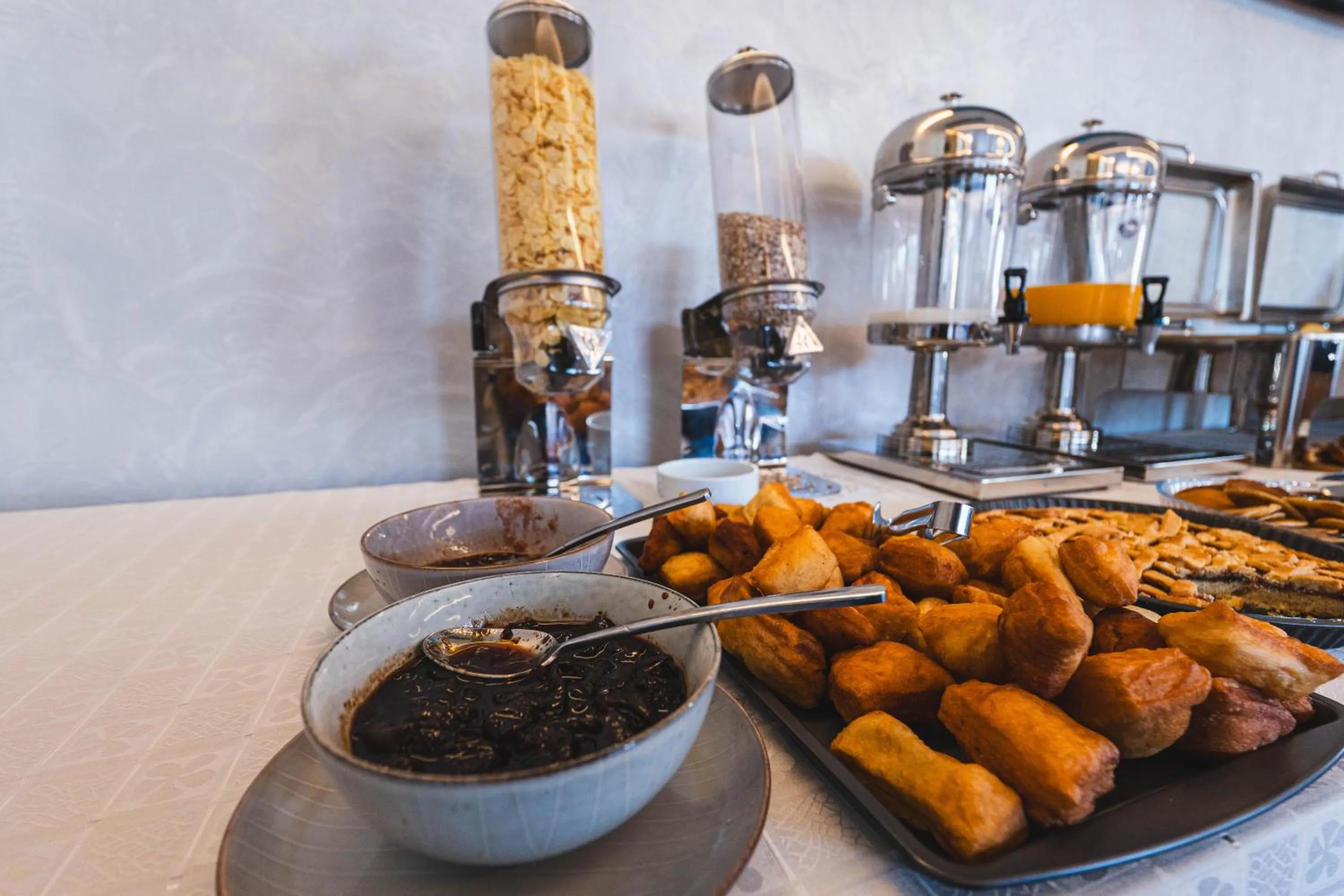 Food and drinks in Hotel Dior