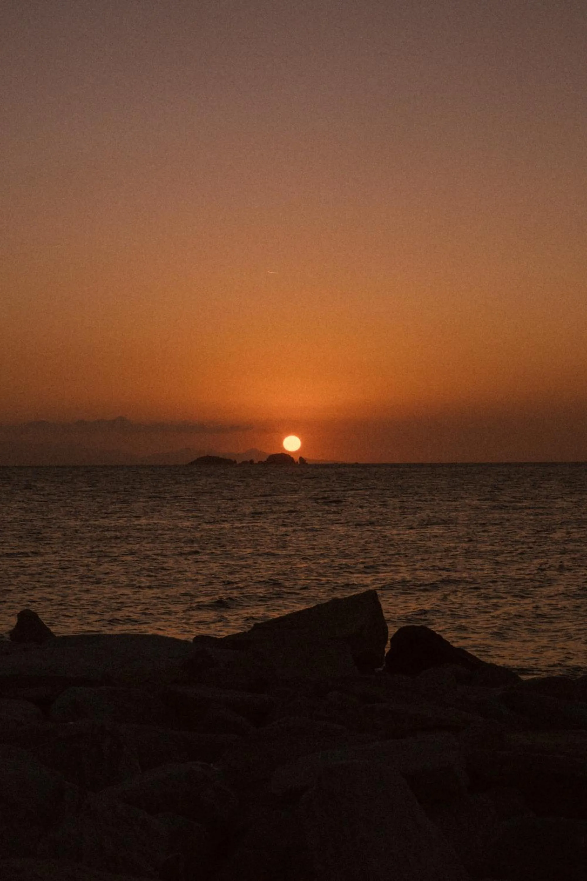 Sunset in Aloni Hotel & Suites