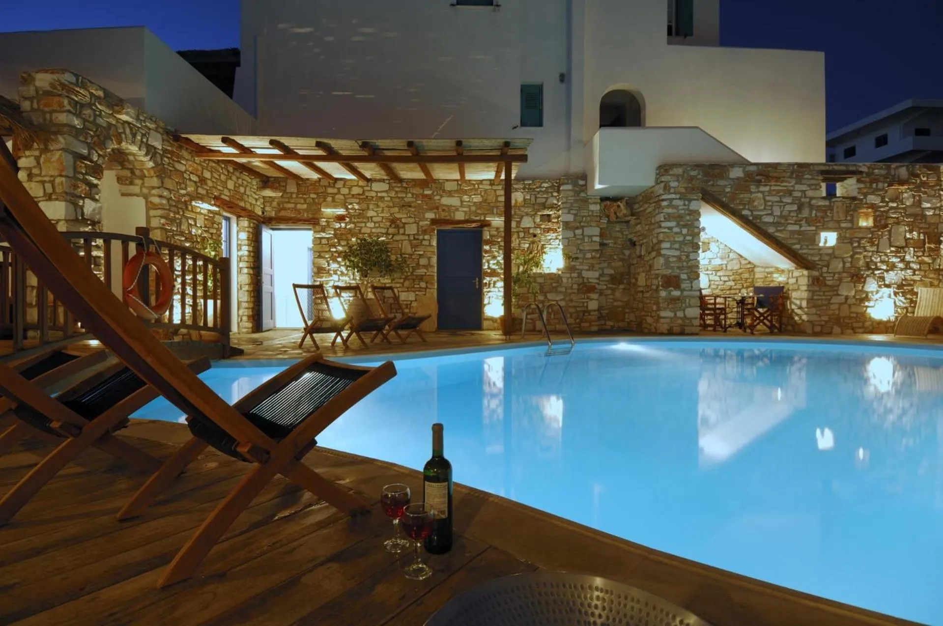 Swimming pool in Aloni Hotel & Suites