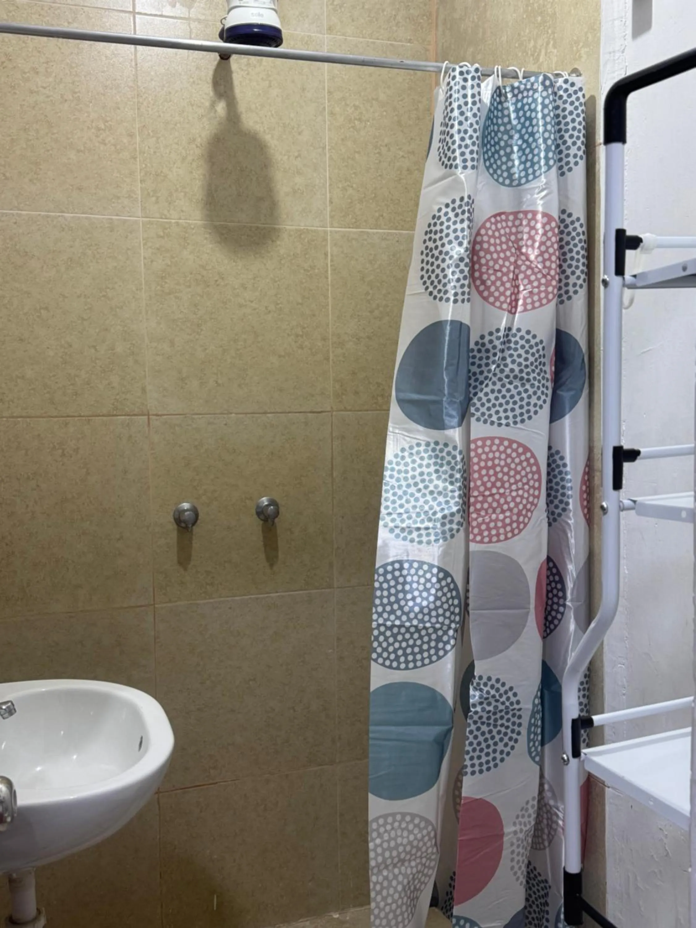 Shower in Mallku Wasi - Lodging Hotel Cusco