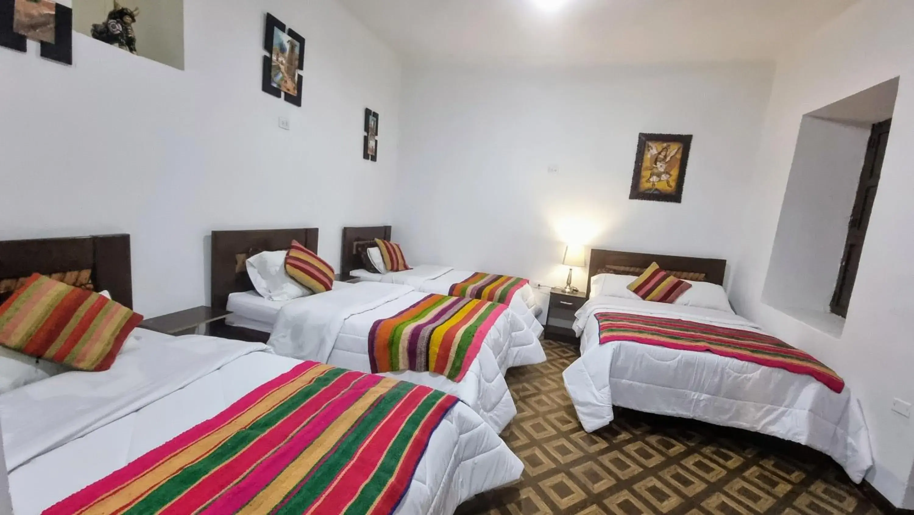 Bed in 4-Bed Mixed Dormitory Room in Mallku Wasi - Lodging Hotel Cusco Bed in 4-Bed Mixed Dormitory Room in Mallku Wasi - Lodging Hotel Cusco