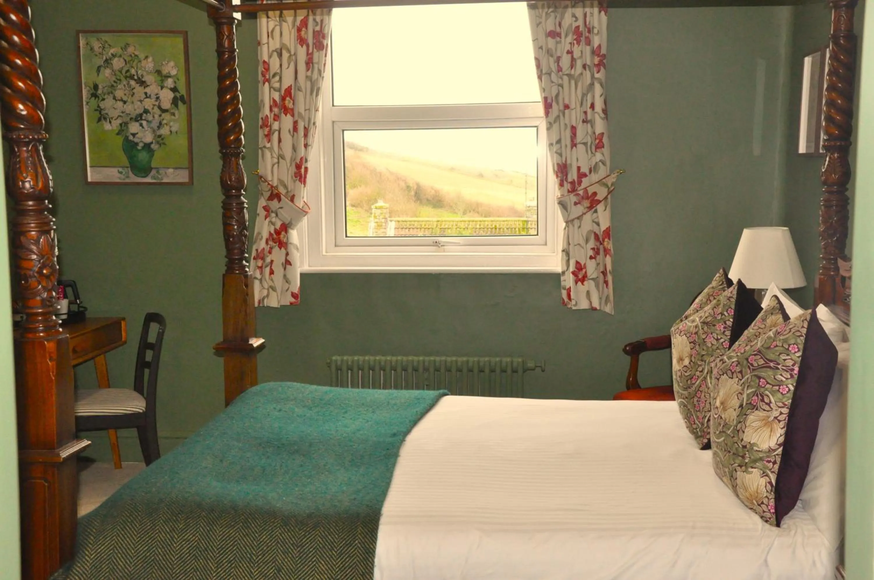 Bed in Eype's Mouth Country Hotel