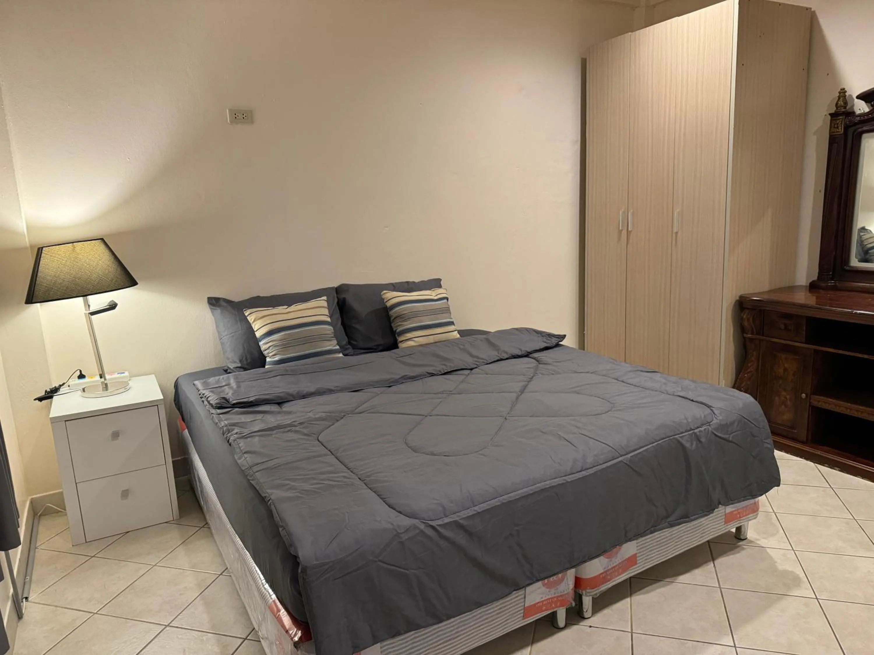 Bed in Leng Guest House