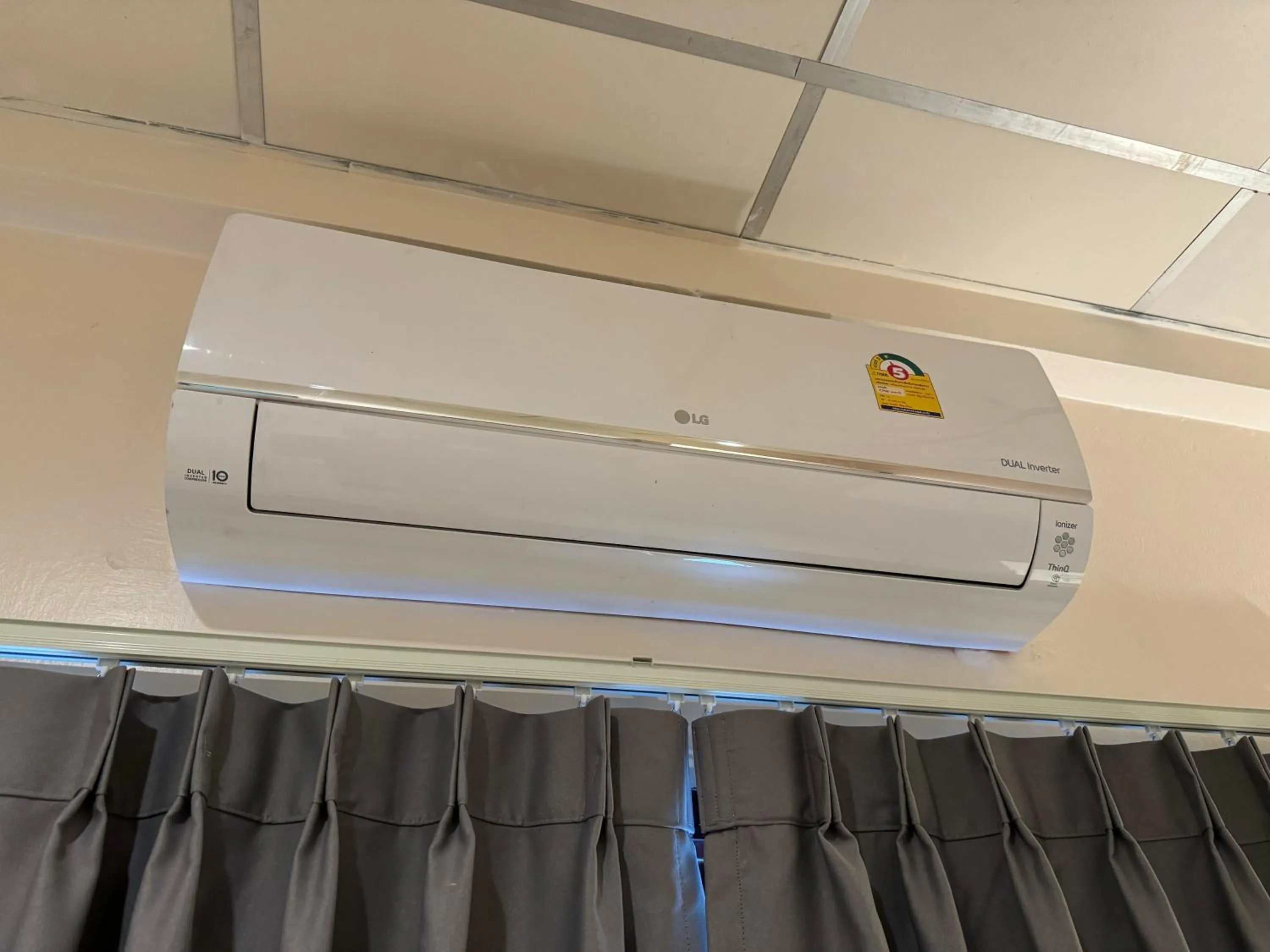 furniture in Leng Guest House