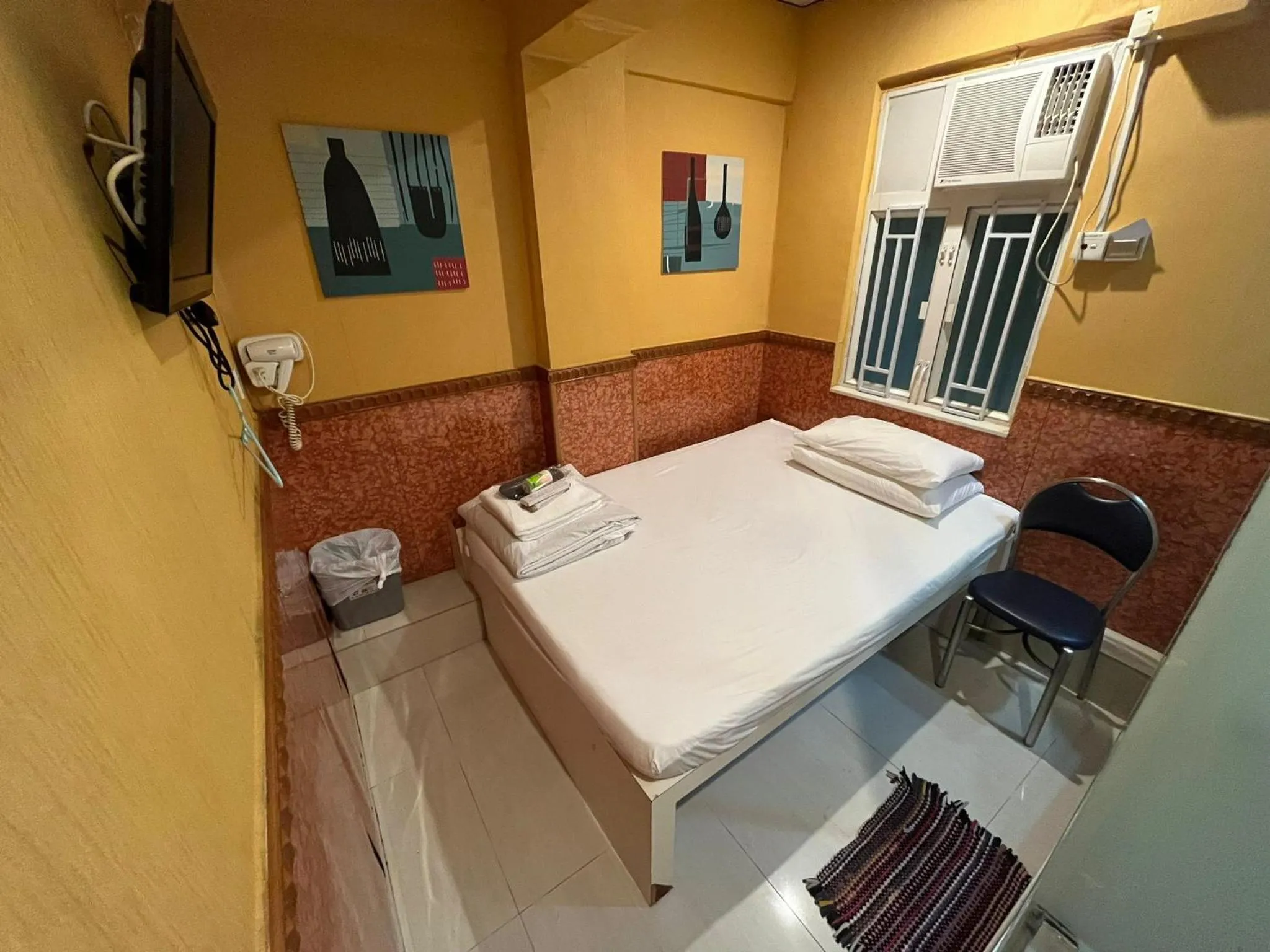 Bed in Kowloon Hostel