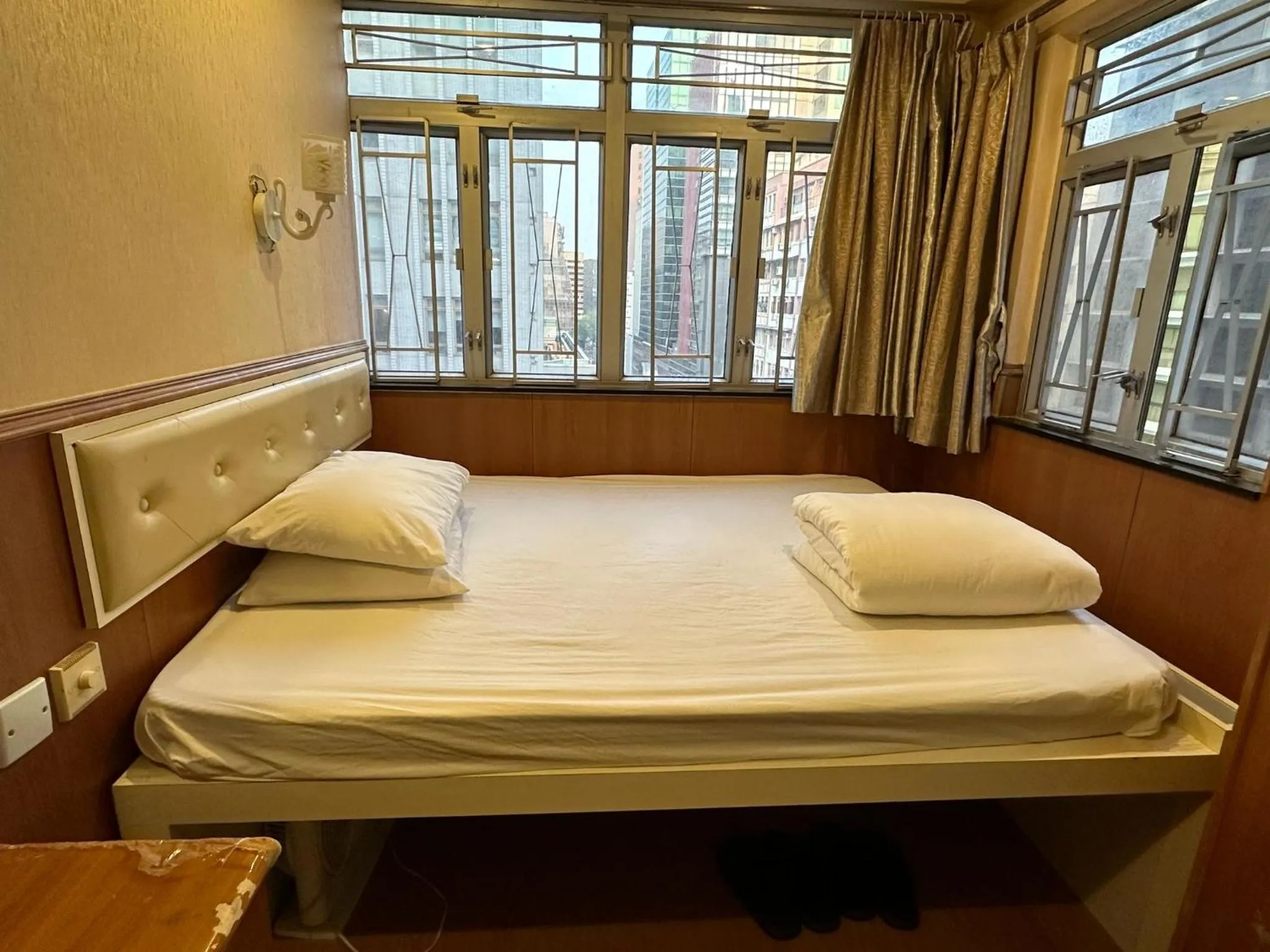 Bed in Kowloon Hostel