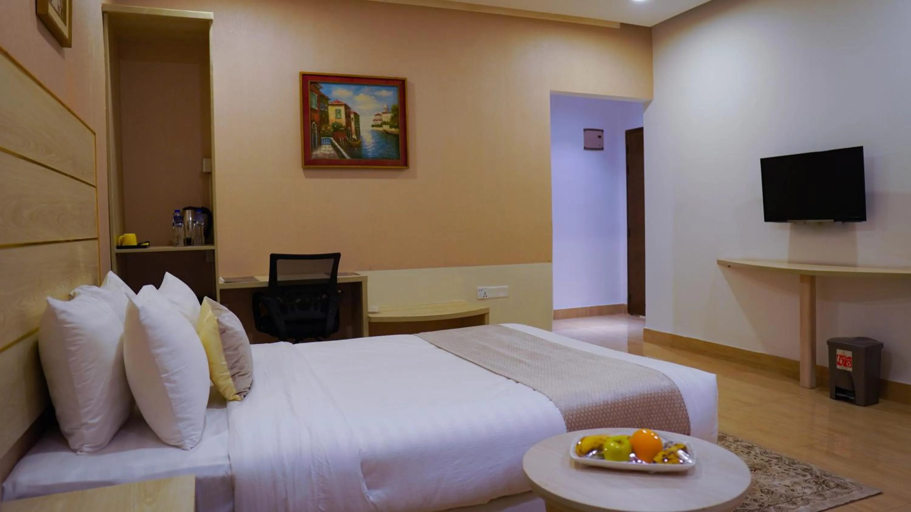 Bedroom, Bed in Grand Vistana