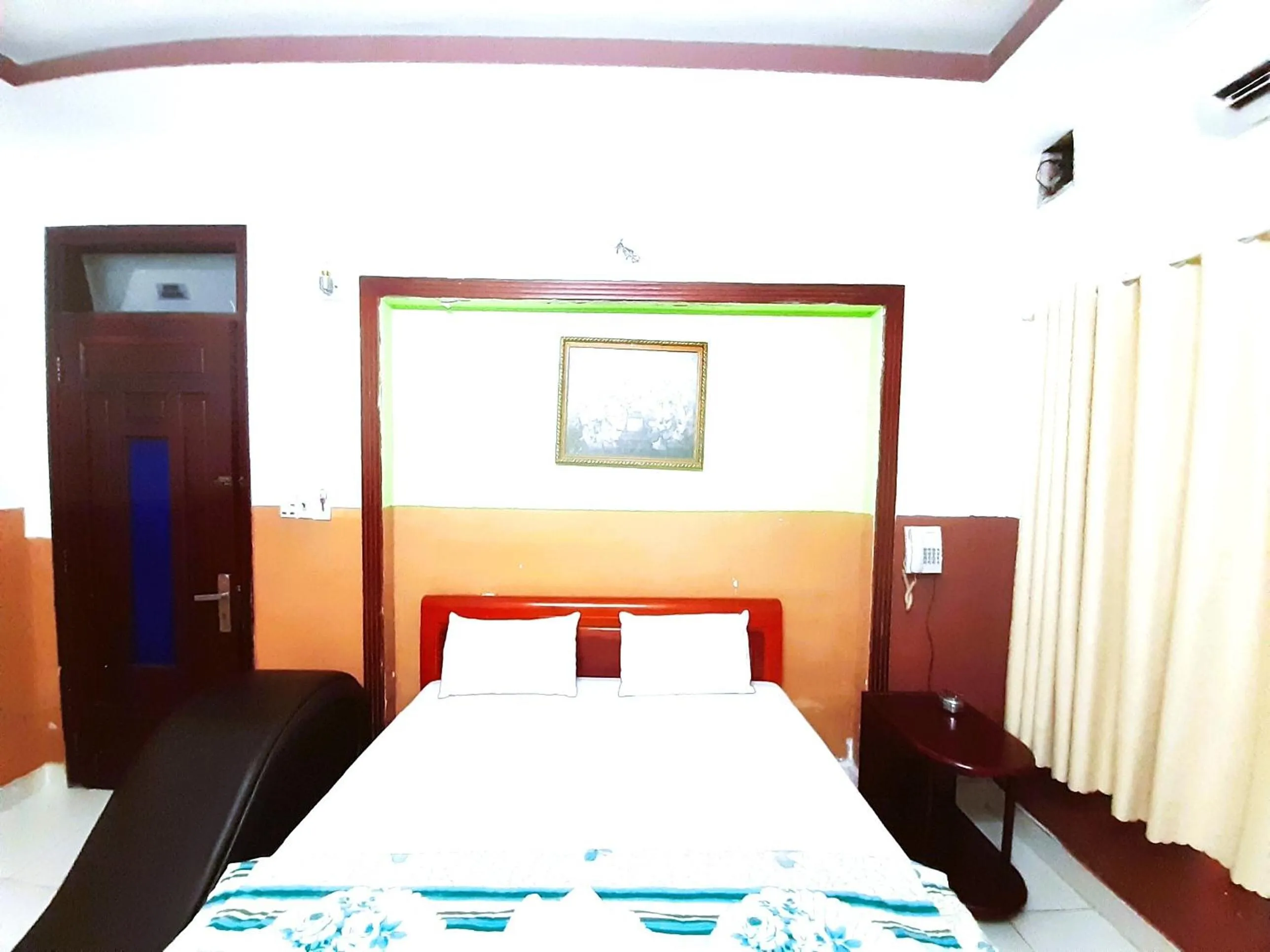 Bedroom in Cam Tho Hotel