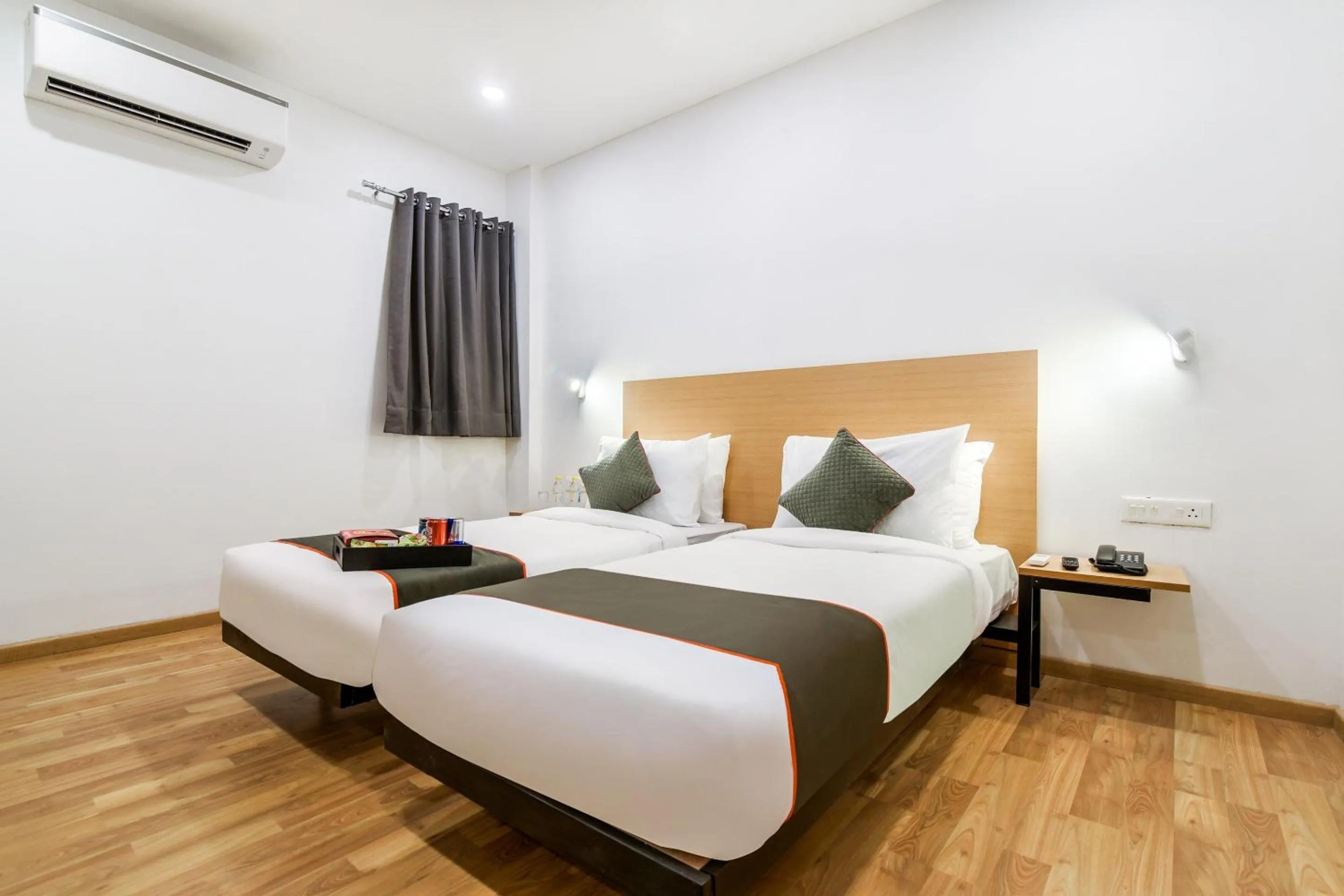 Bedroom, Bed in Townhouse 094 HOTEL MORO