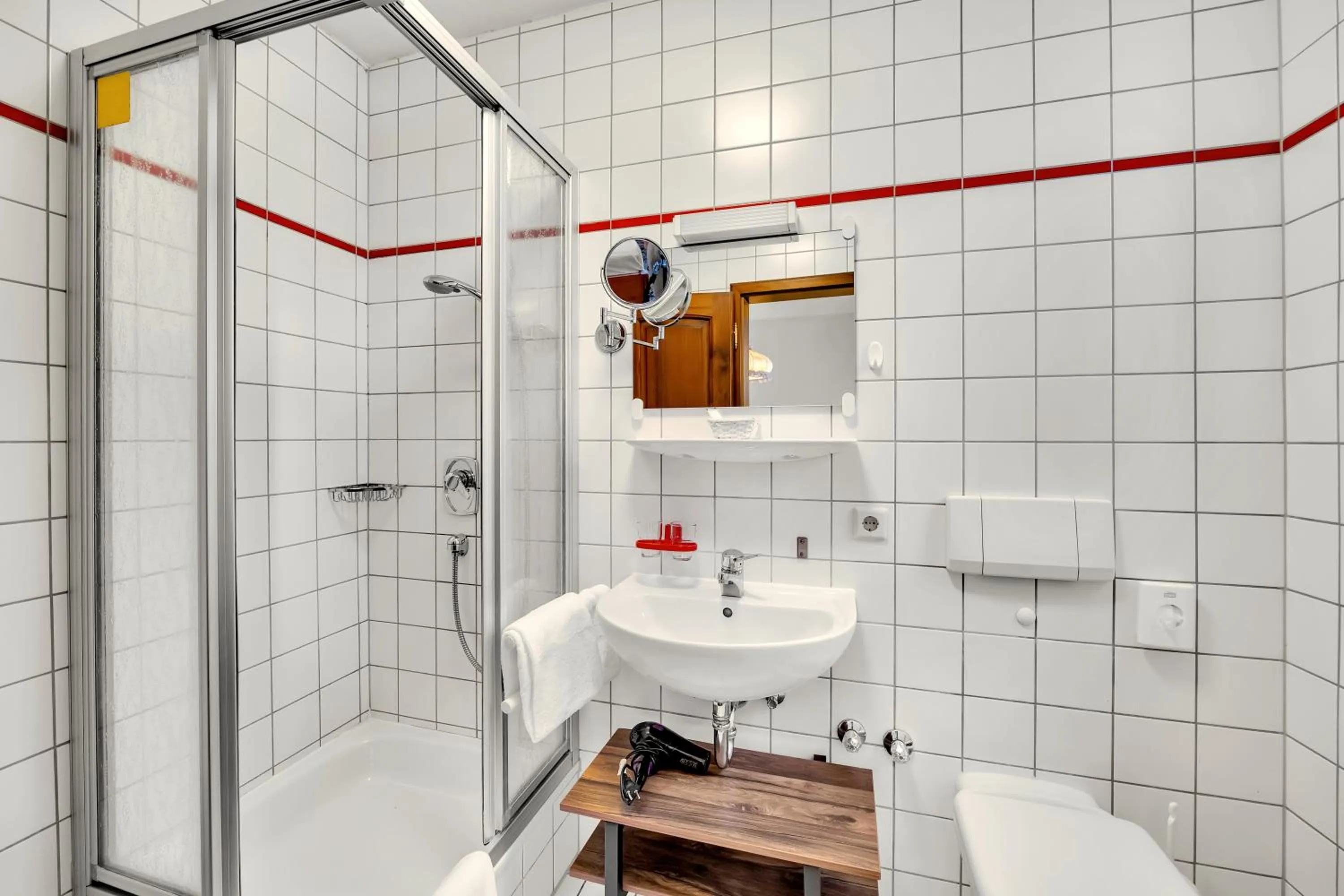 Bathroom in Artistique Hotel