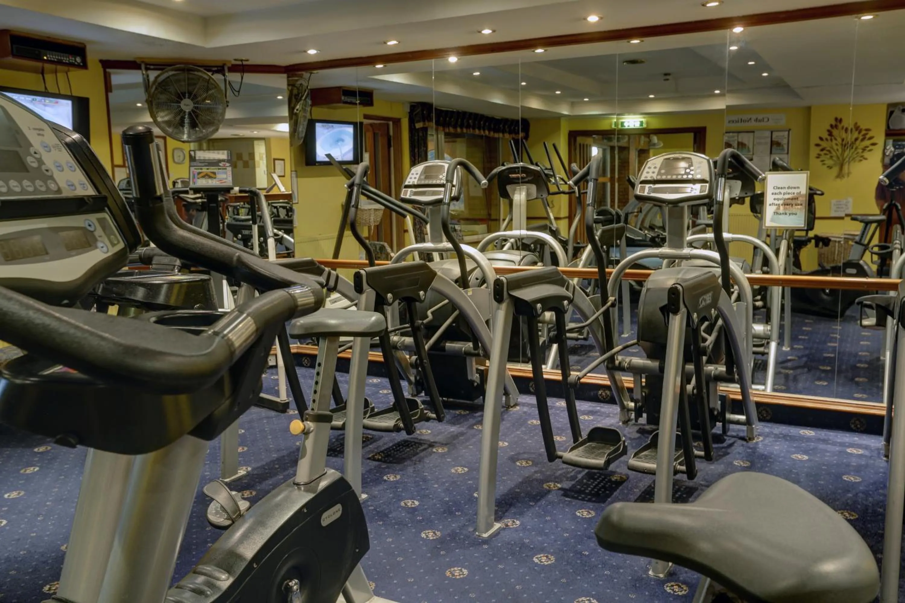 Fitness centre/facilities, Fitness Center/Facilities in Best Western Queens Hotel