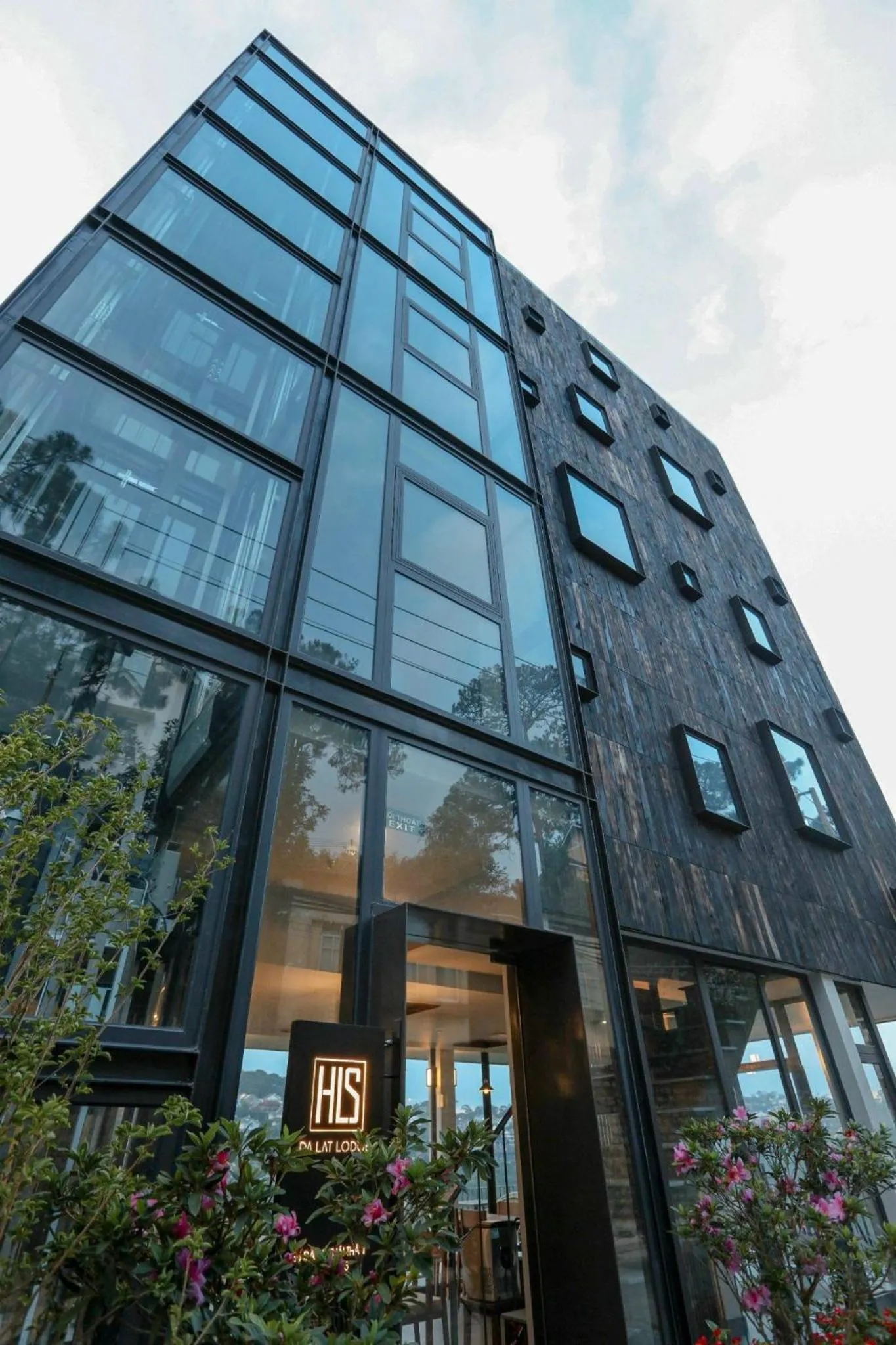 Property building in HLS Dalat Lodge