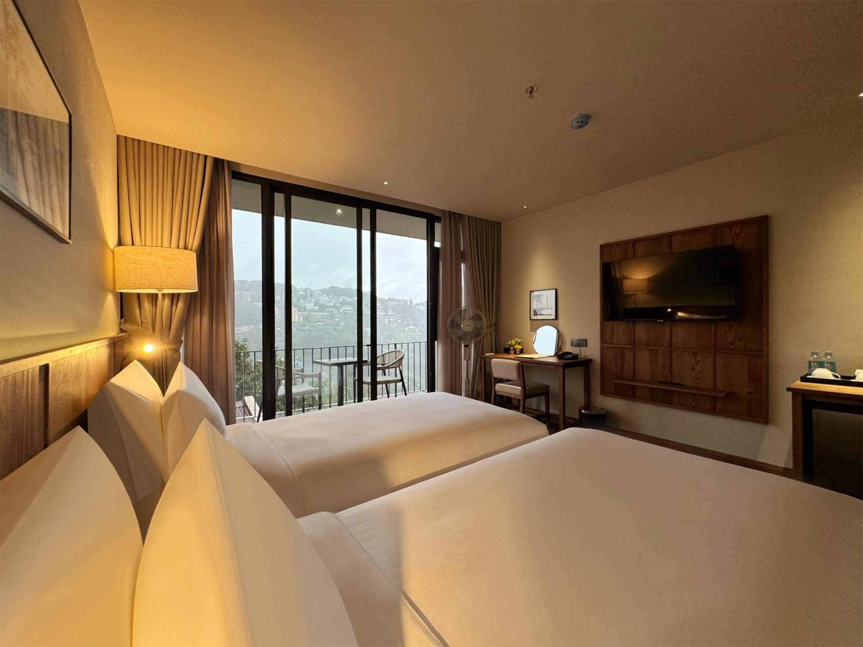 Bed in HLS Dalat Lodge