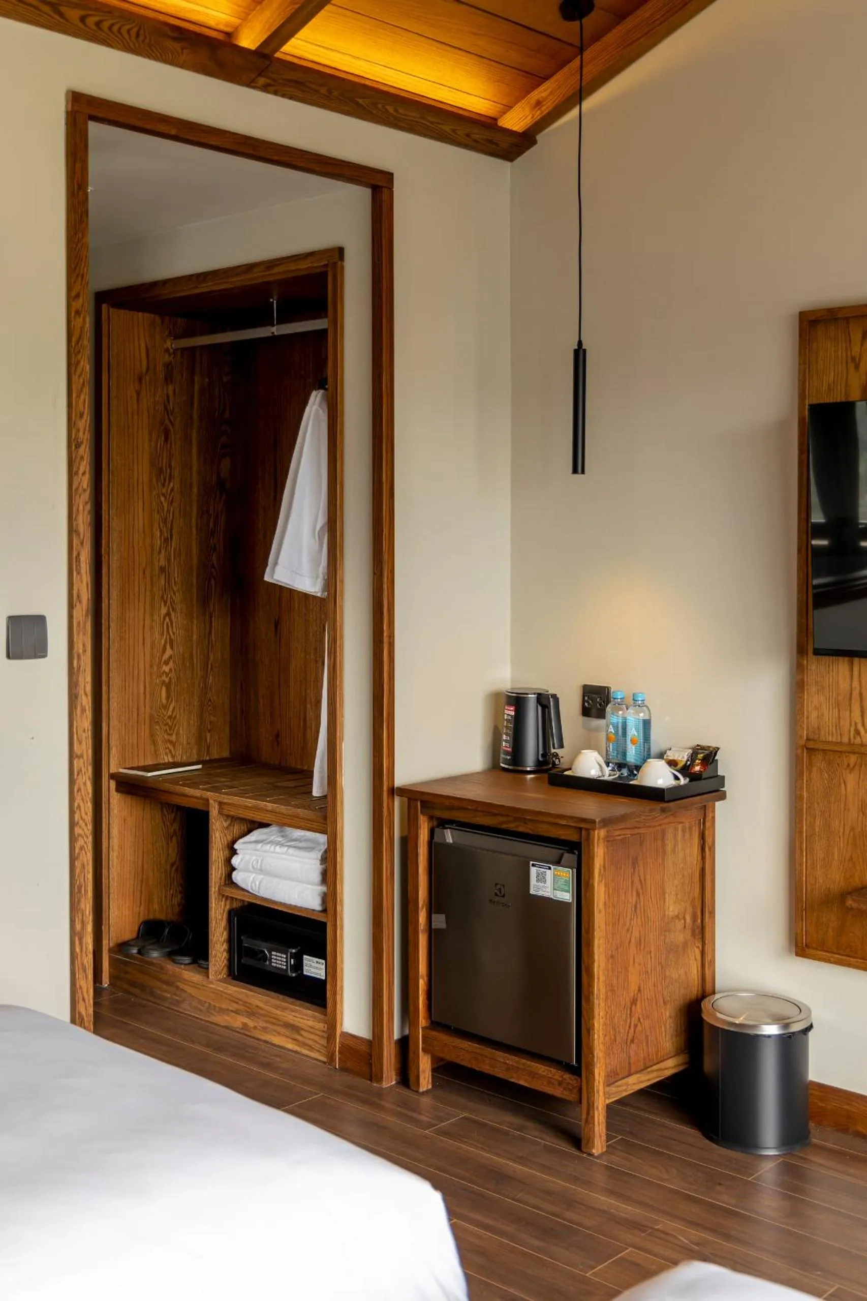 Bed in HLS Dalat Lodge