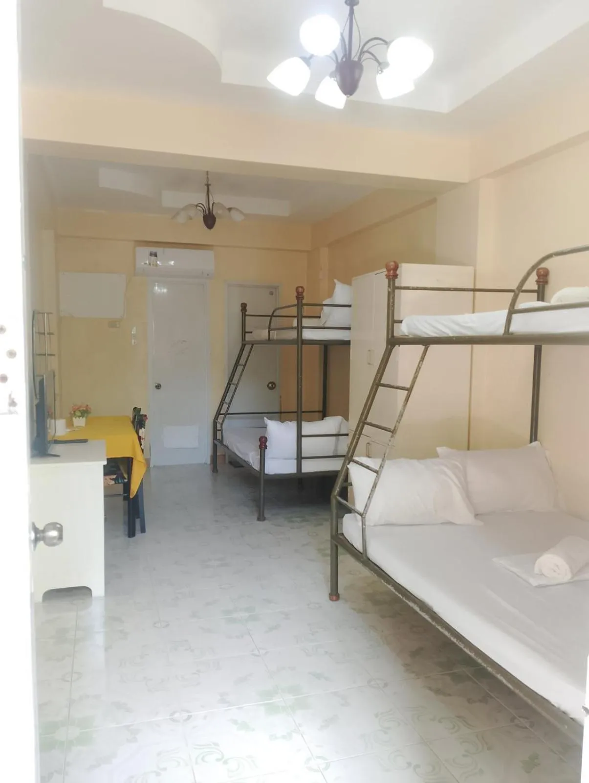 Bed in Harbour Chateau