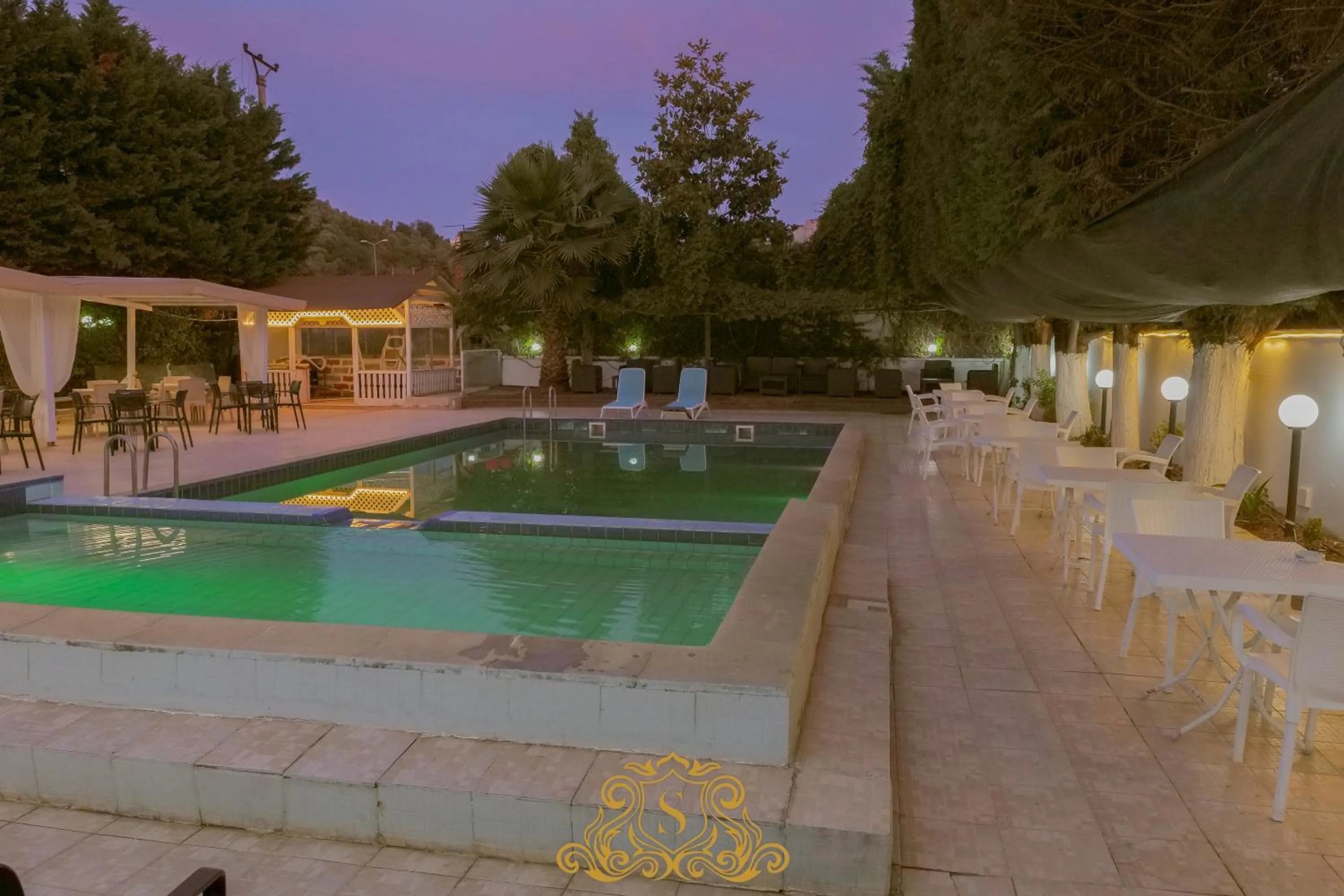 Pool view in Hotel Sorrente