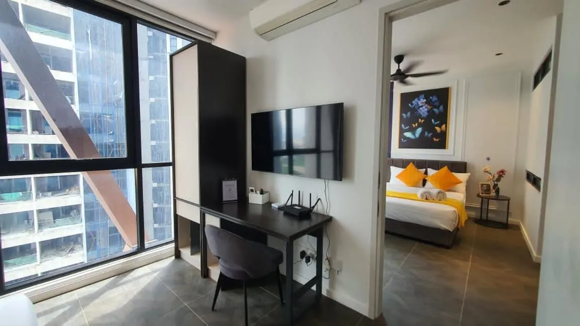 Klcc Suites at Twin Tower