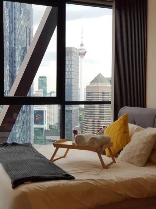 Klcc Suites at Twin Tower