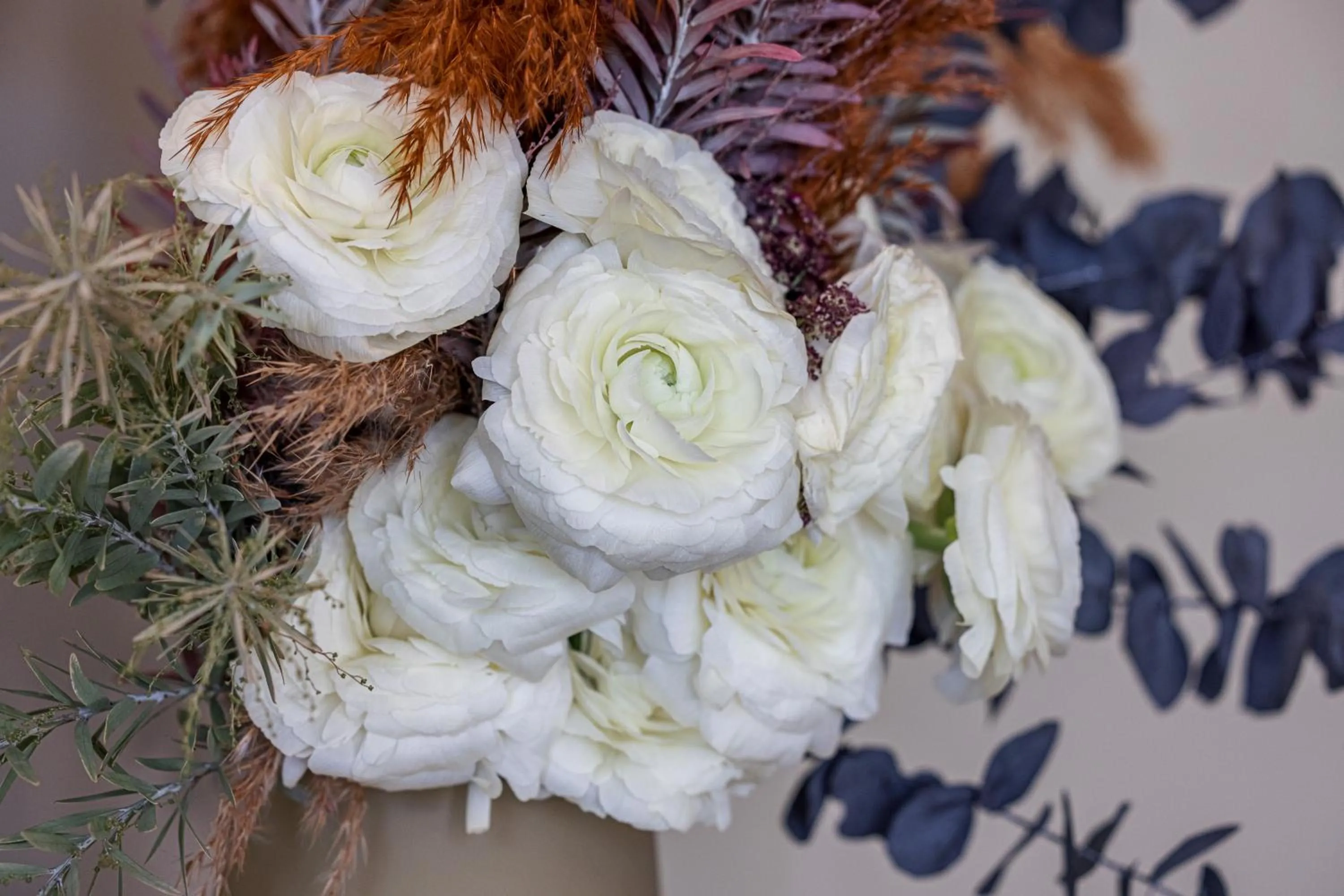 Decorative detail in Naomi Nice