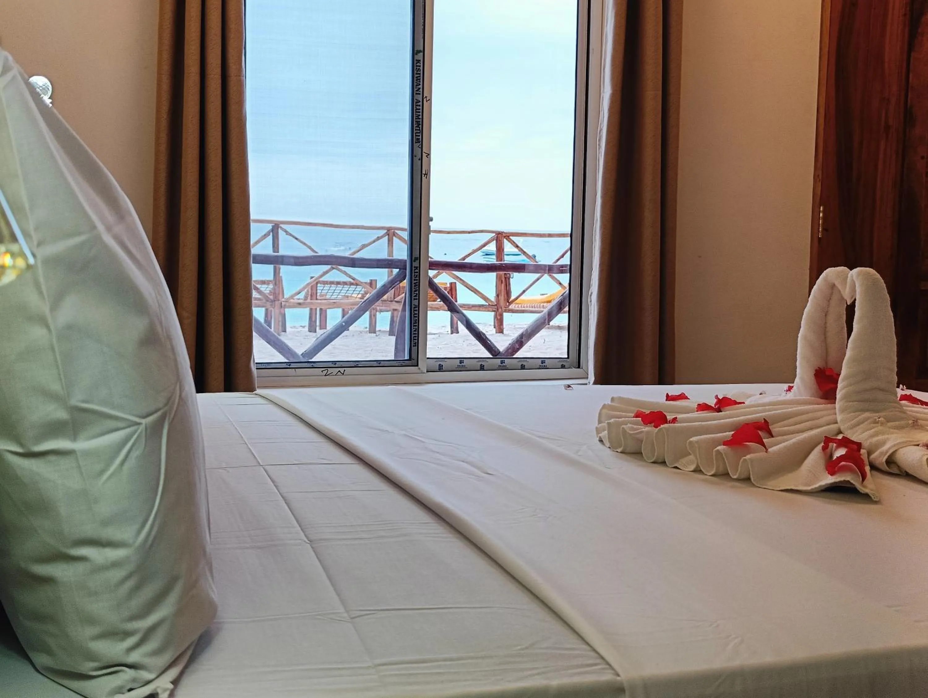 Bed in Zanzi beach hotel