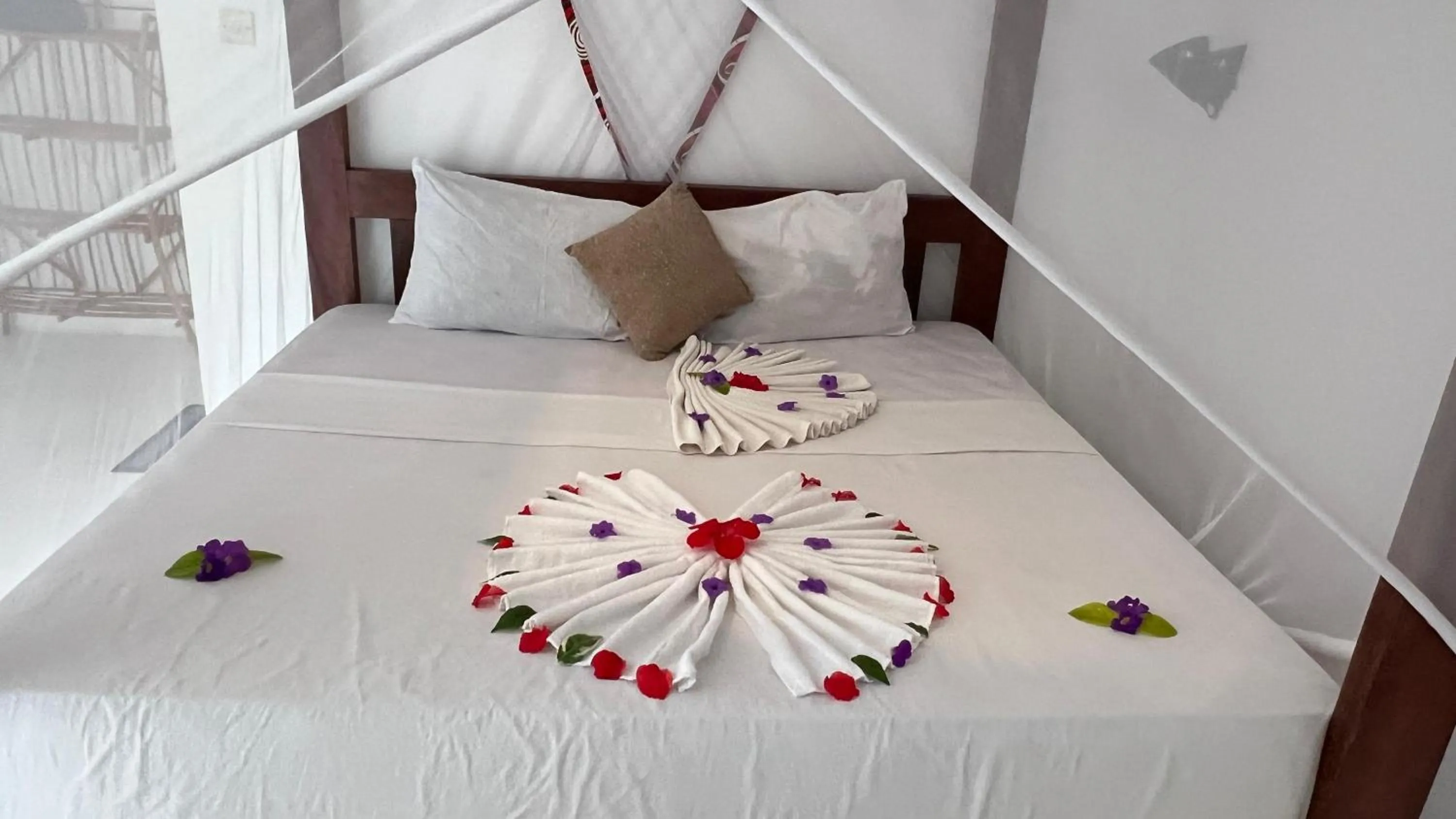 Bed in Zanzi beach hotel