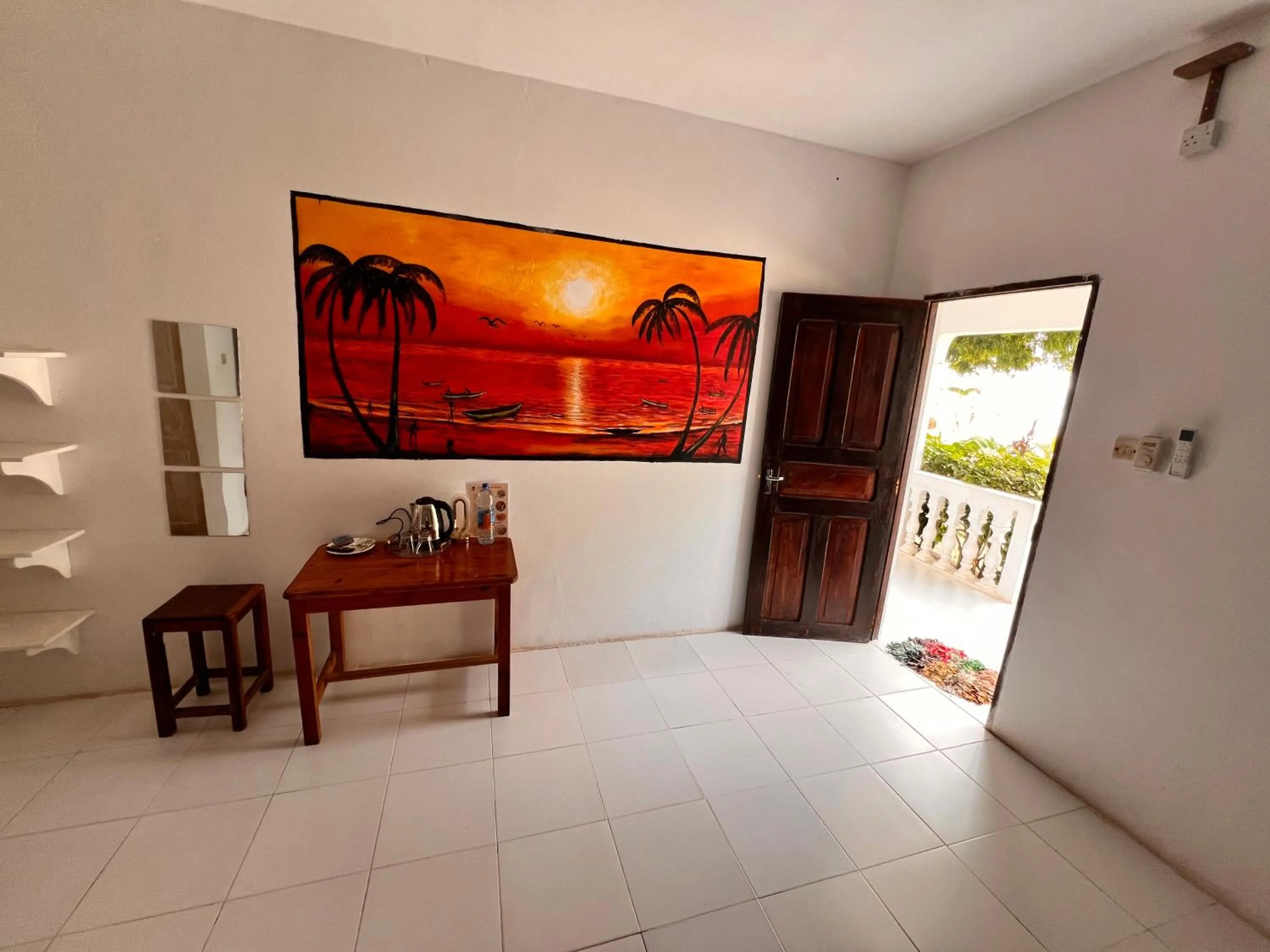 Zanzi beach hotel