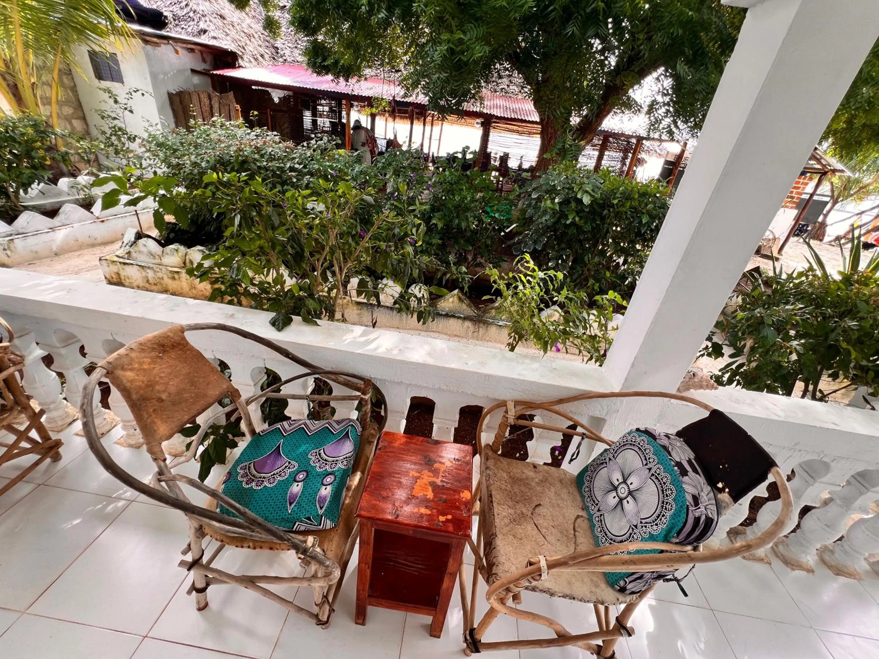 Zanzi beach hotel