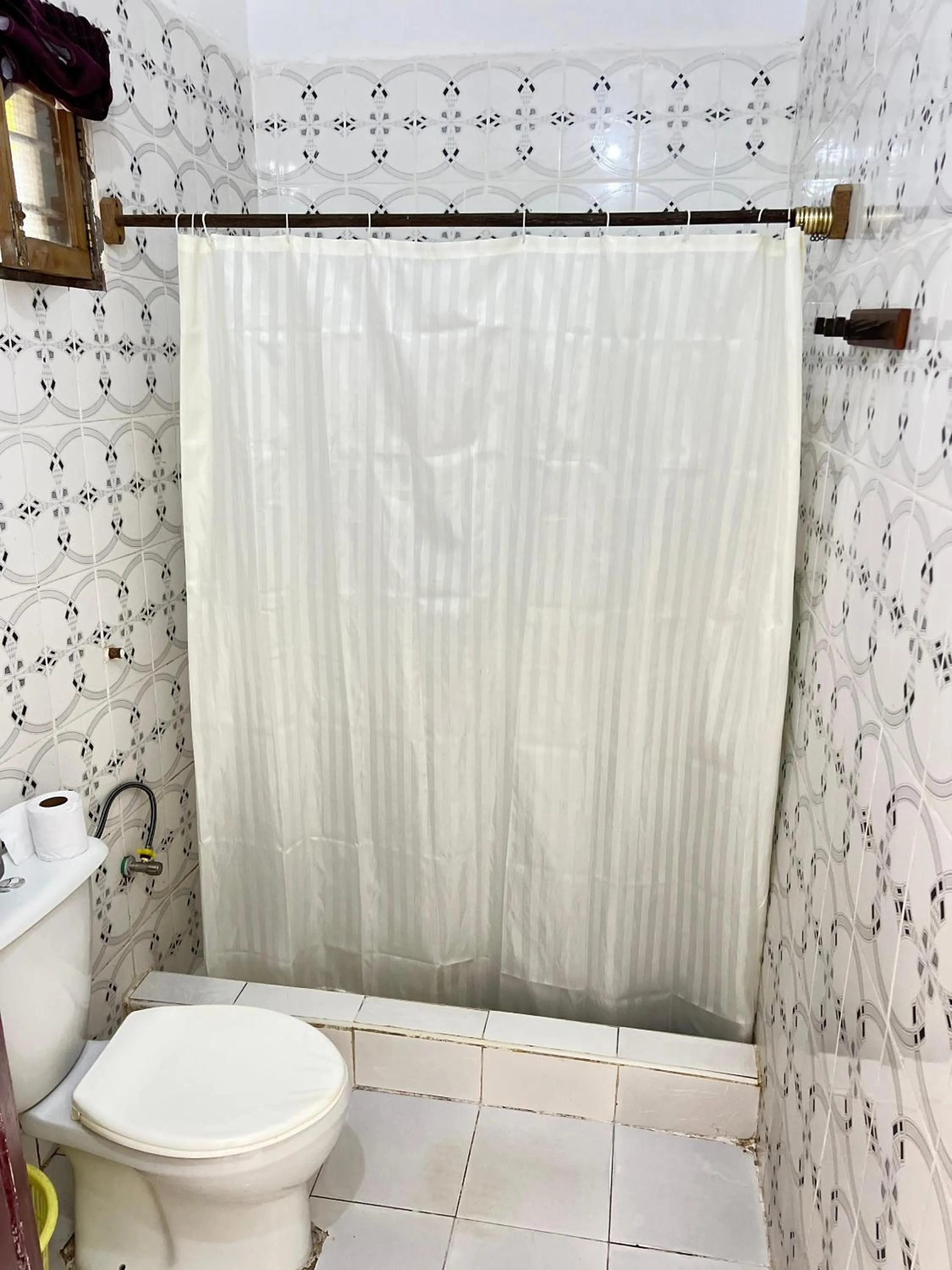 Bathroom in Zanzi beach hotel