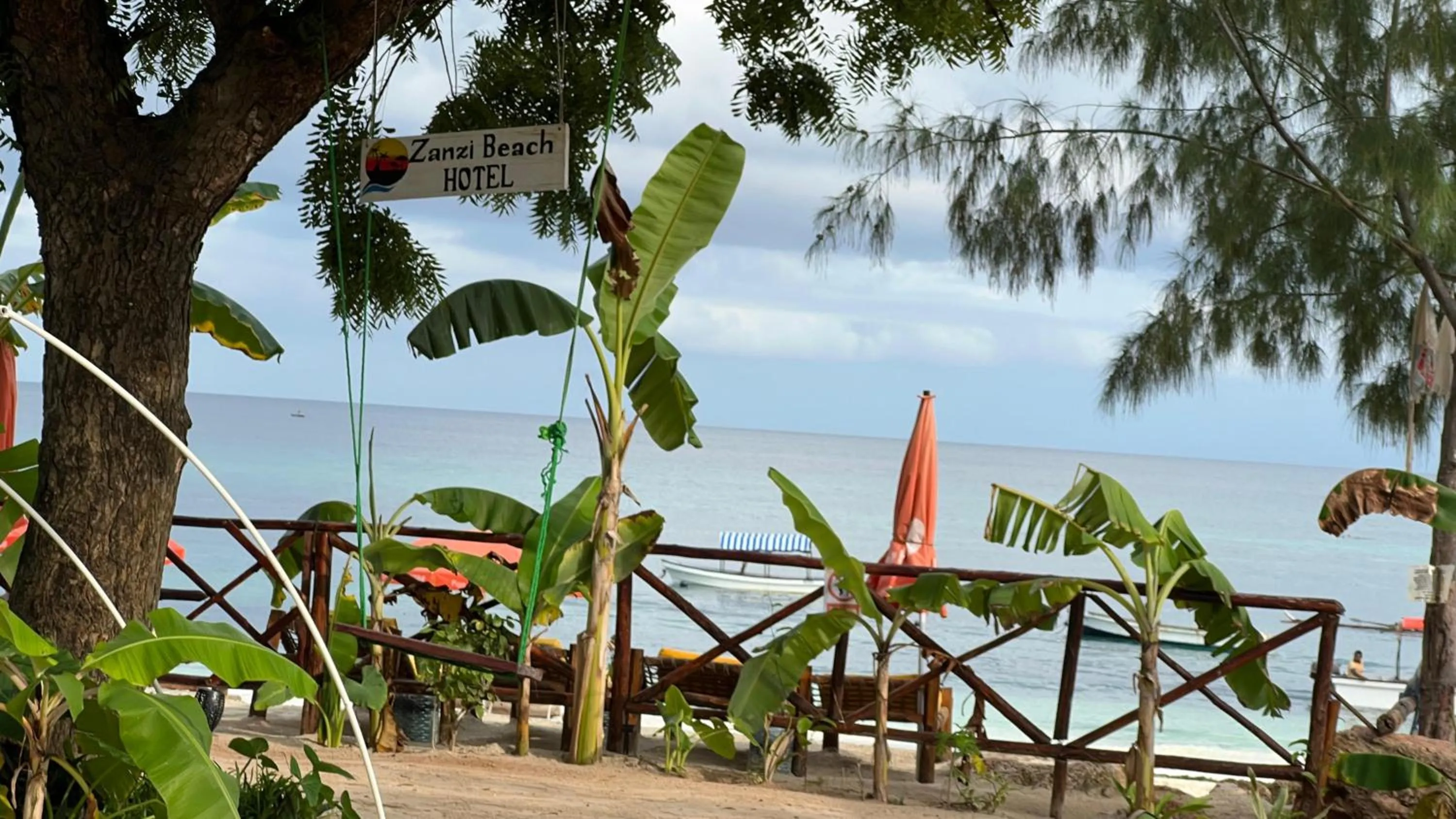 Day in Zanzi beach hotel