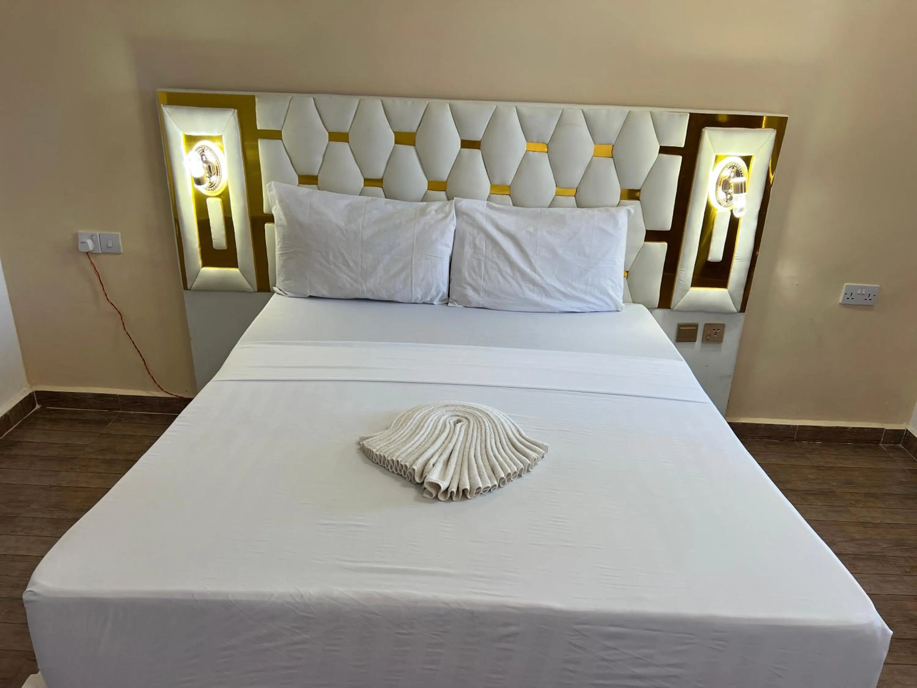 Bed in Zanzi beach hotel