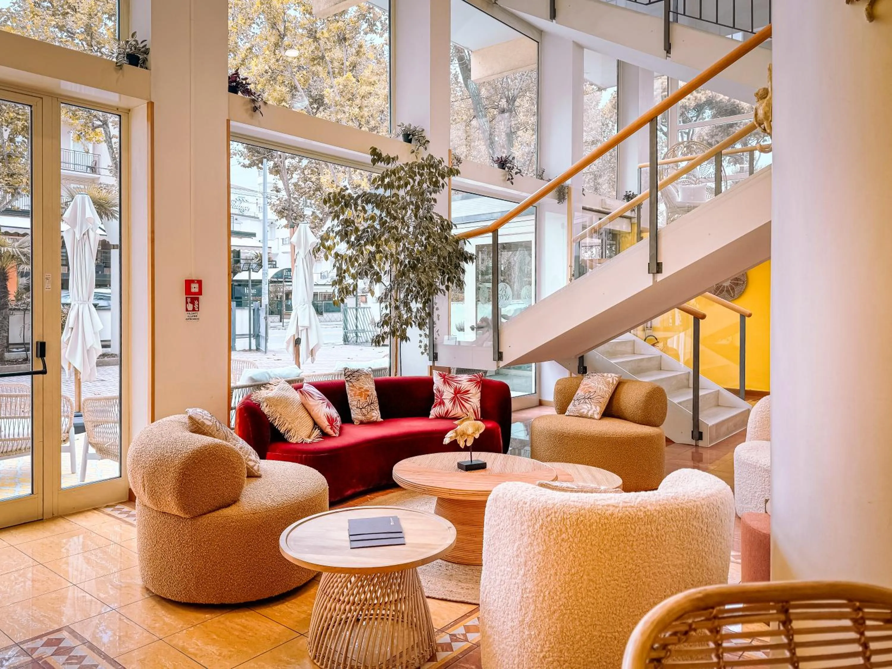 Lobby or reception in Hotel Remin Plaza