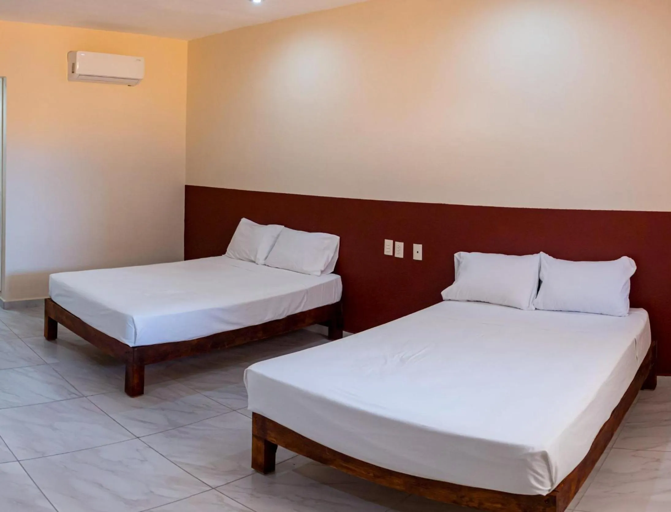 Bedroom, Bed in OYO Hotel La Playa