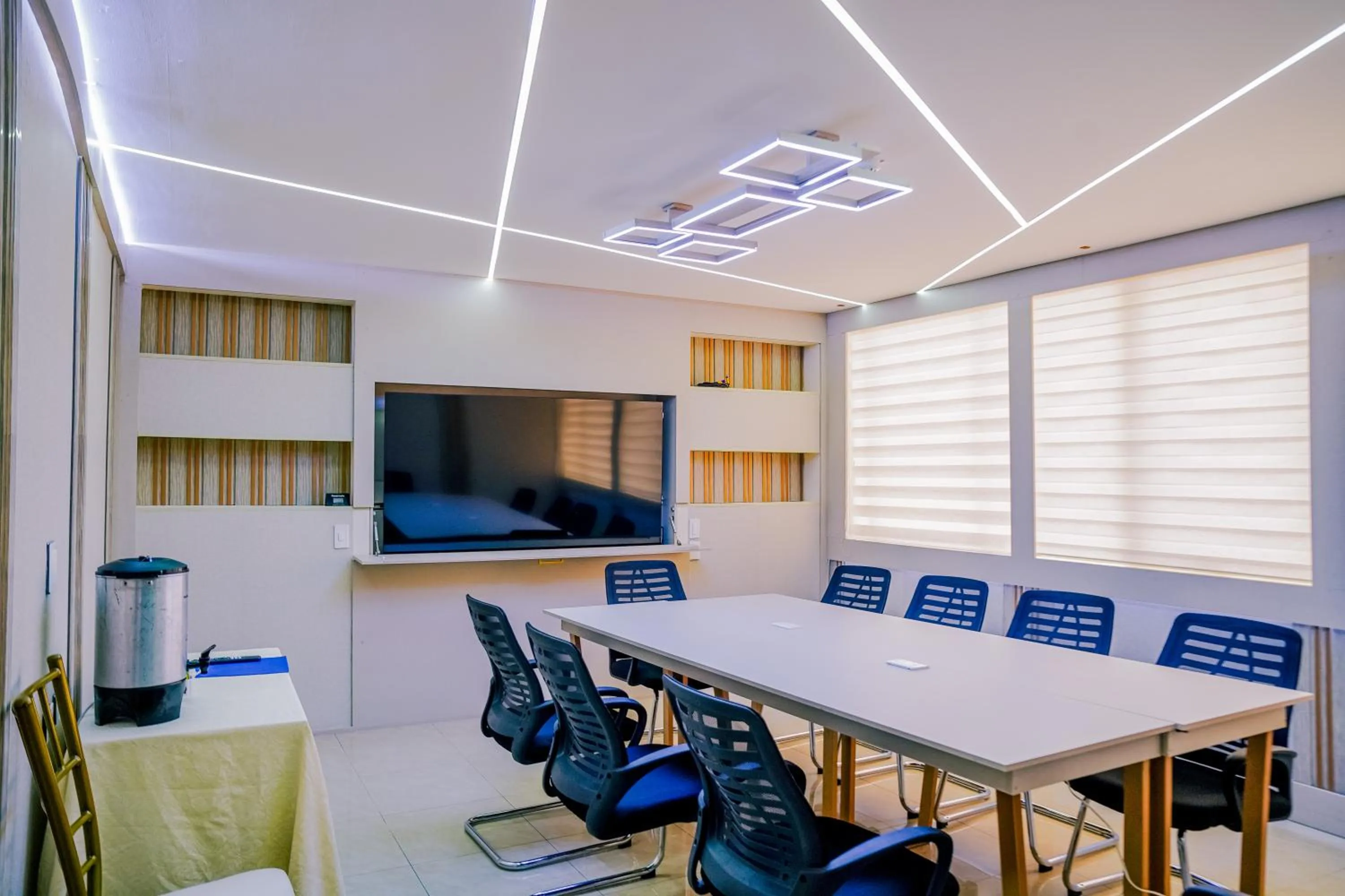 Business facilities in BRITNEY HOTEL Machala