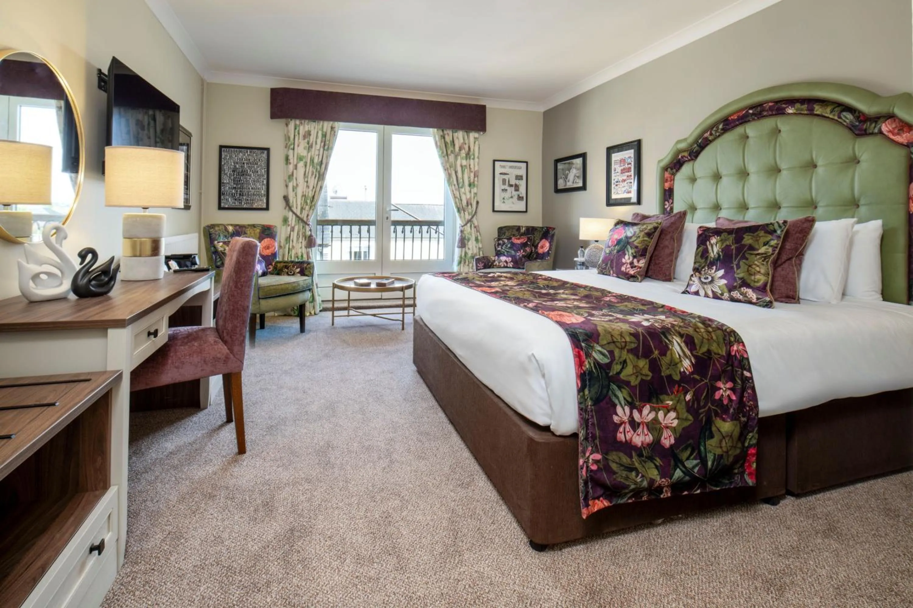 Bed in The Three Swans Hotel, Market Harborough, Leicestershire - The Coaching Inn Group