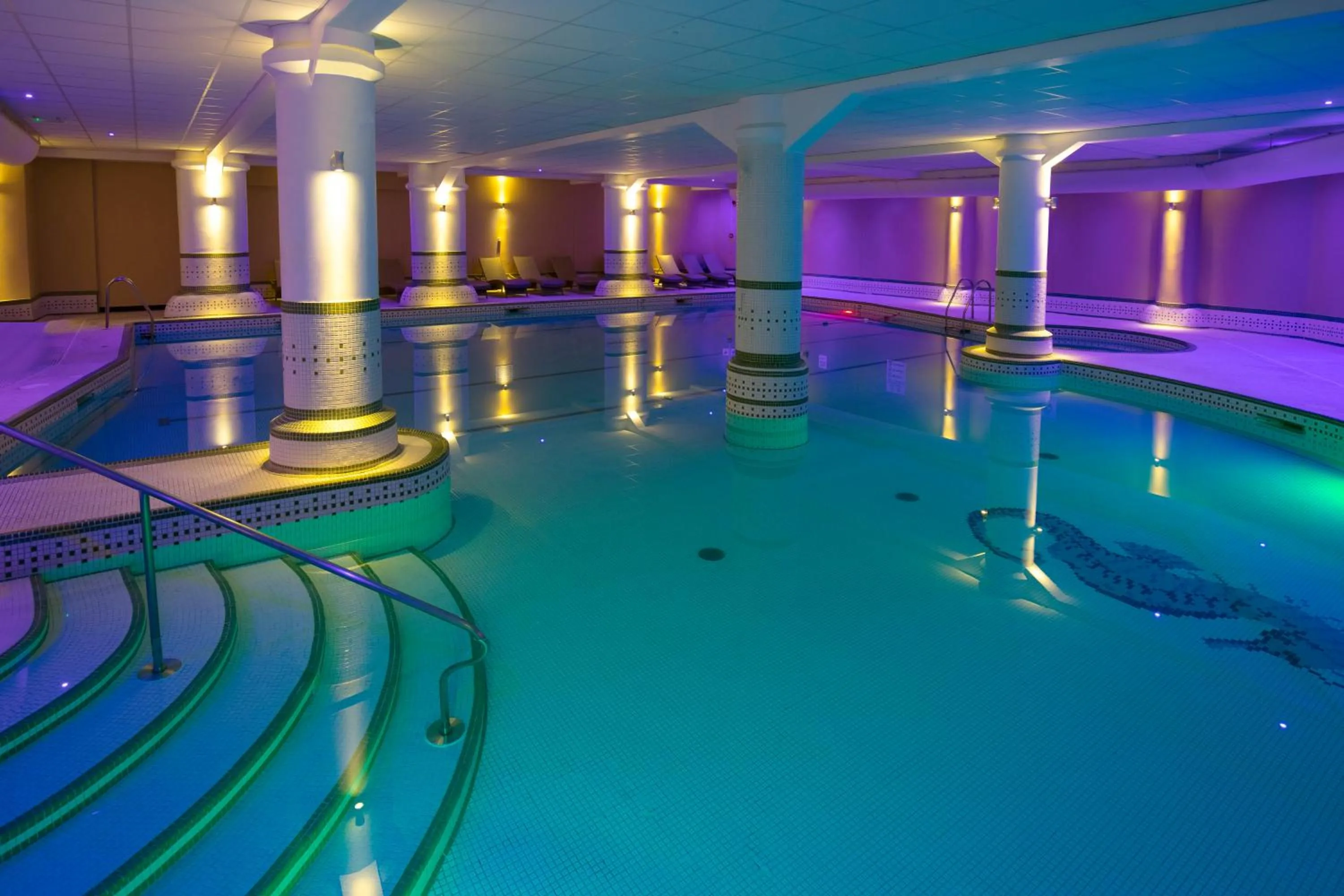 Swimming pool in Dunston Hall Hotel, Spa & Golf Resort