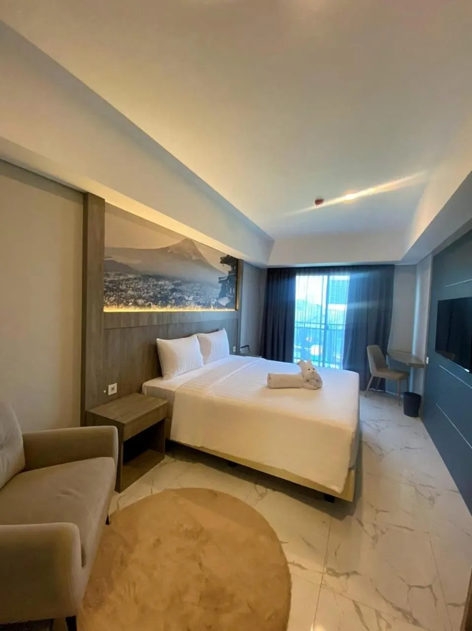 Bed in Nemuru Grand Suites