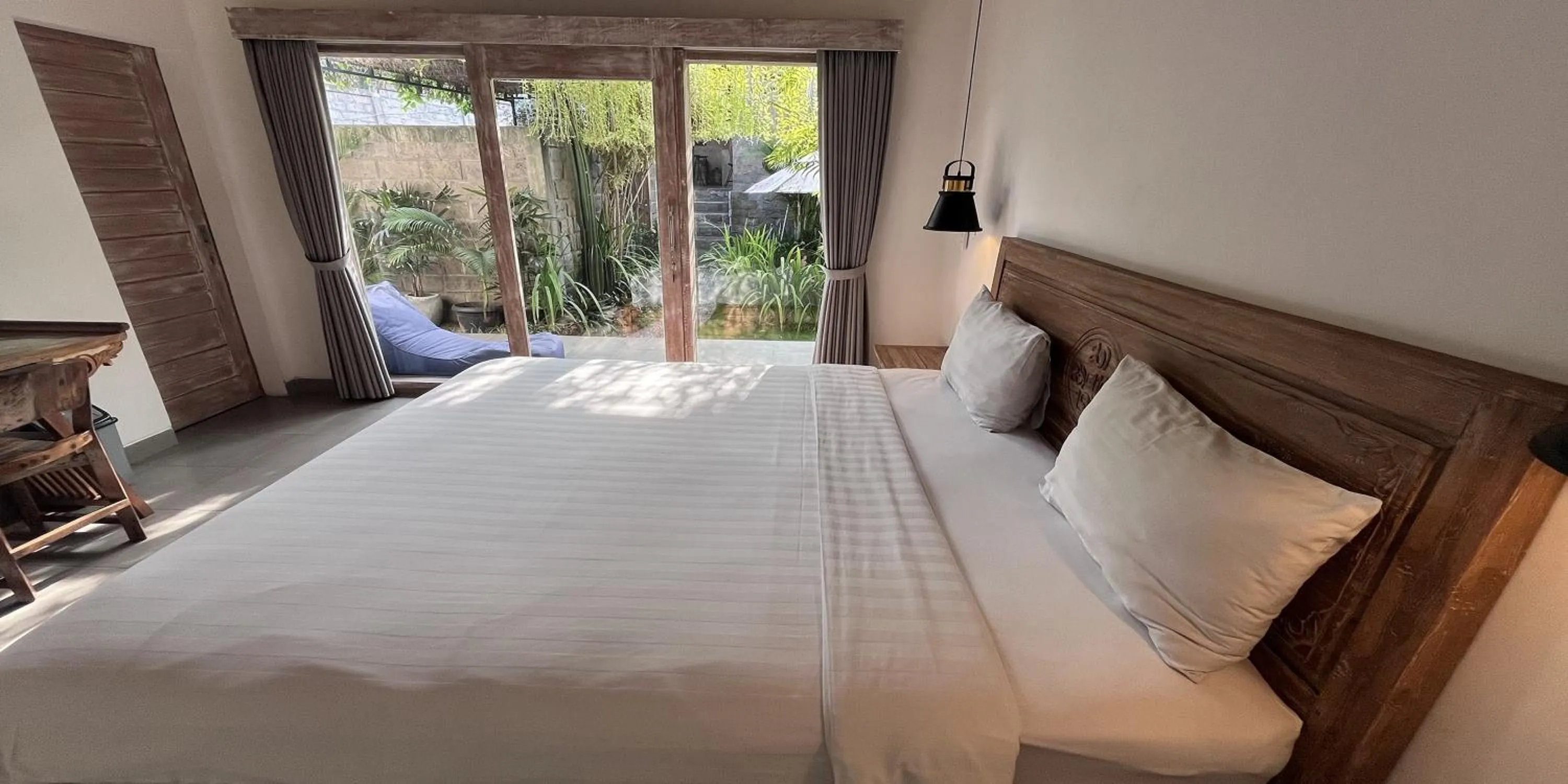 Bed in Pis Bolong Canggu