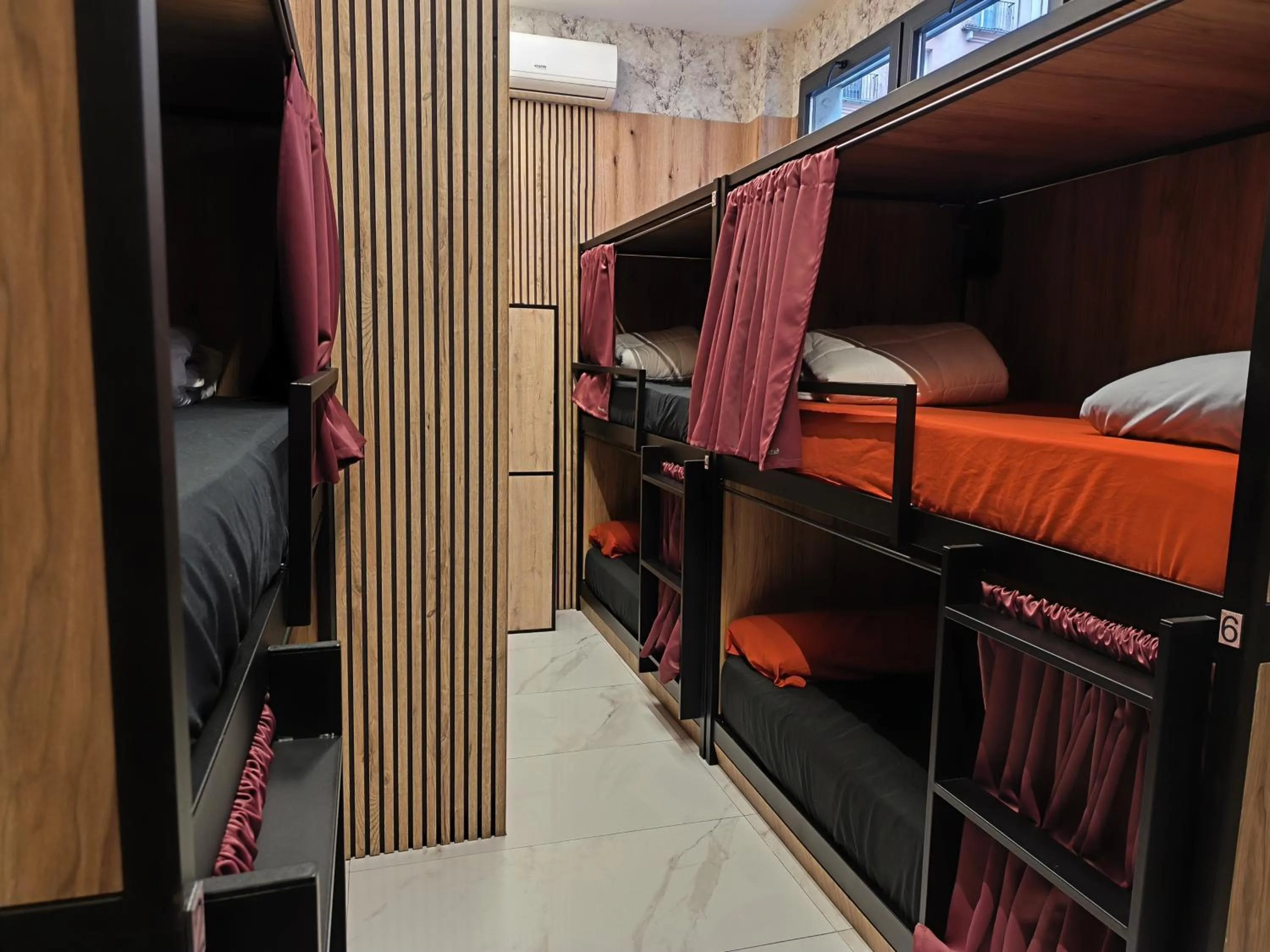 Bedroom, Bed in Senda Hostel Retiro - Atocha & Madrid Centro