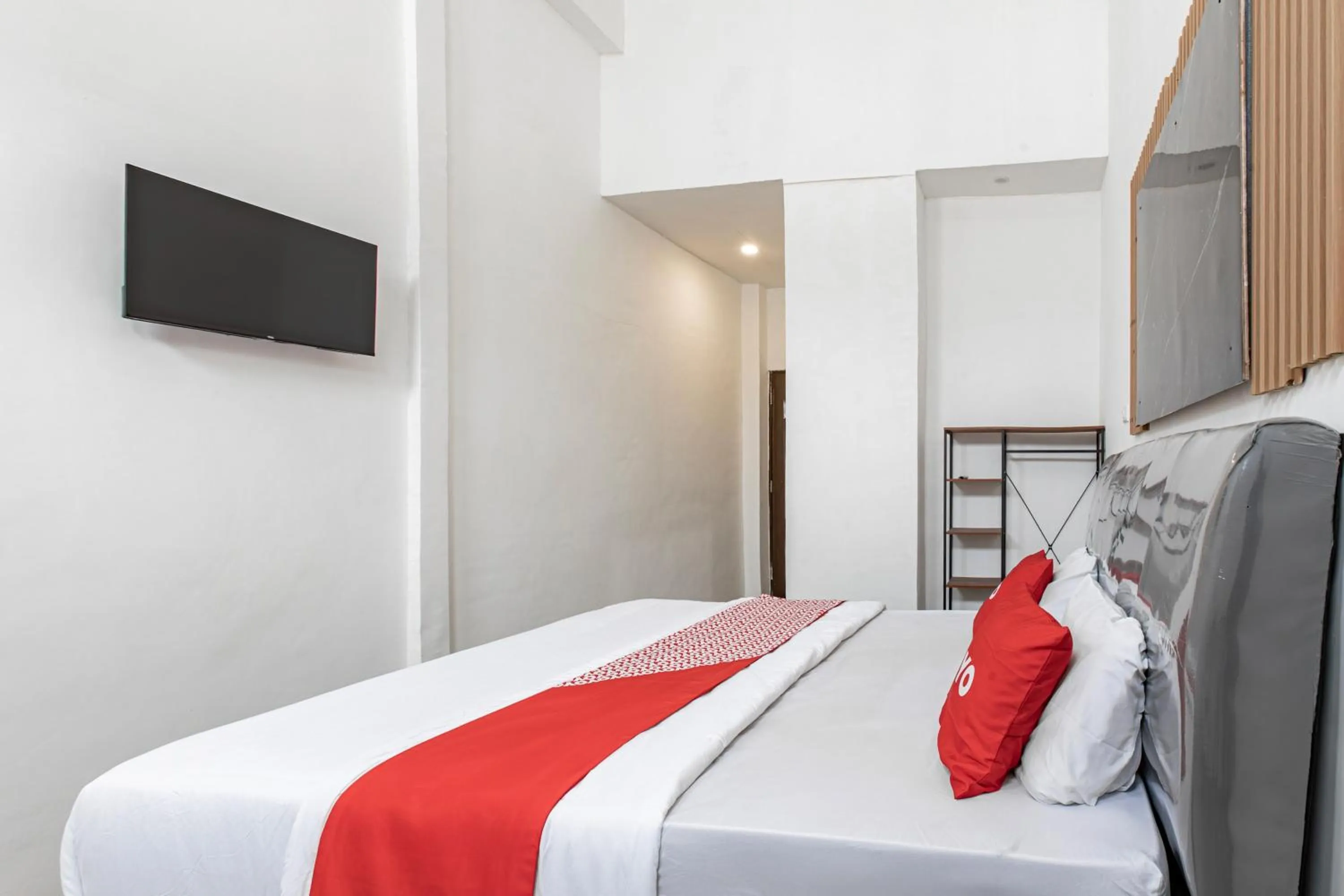 Bedroom, Bed in Hotel O Guest House Maria