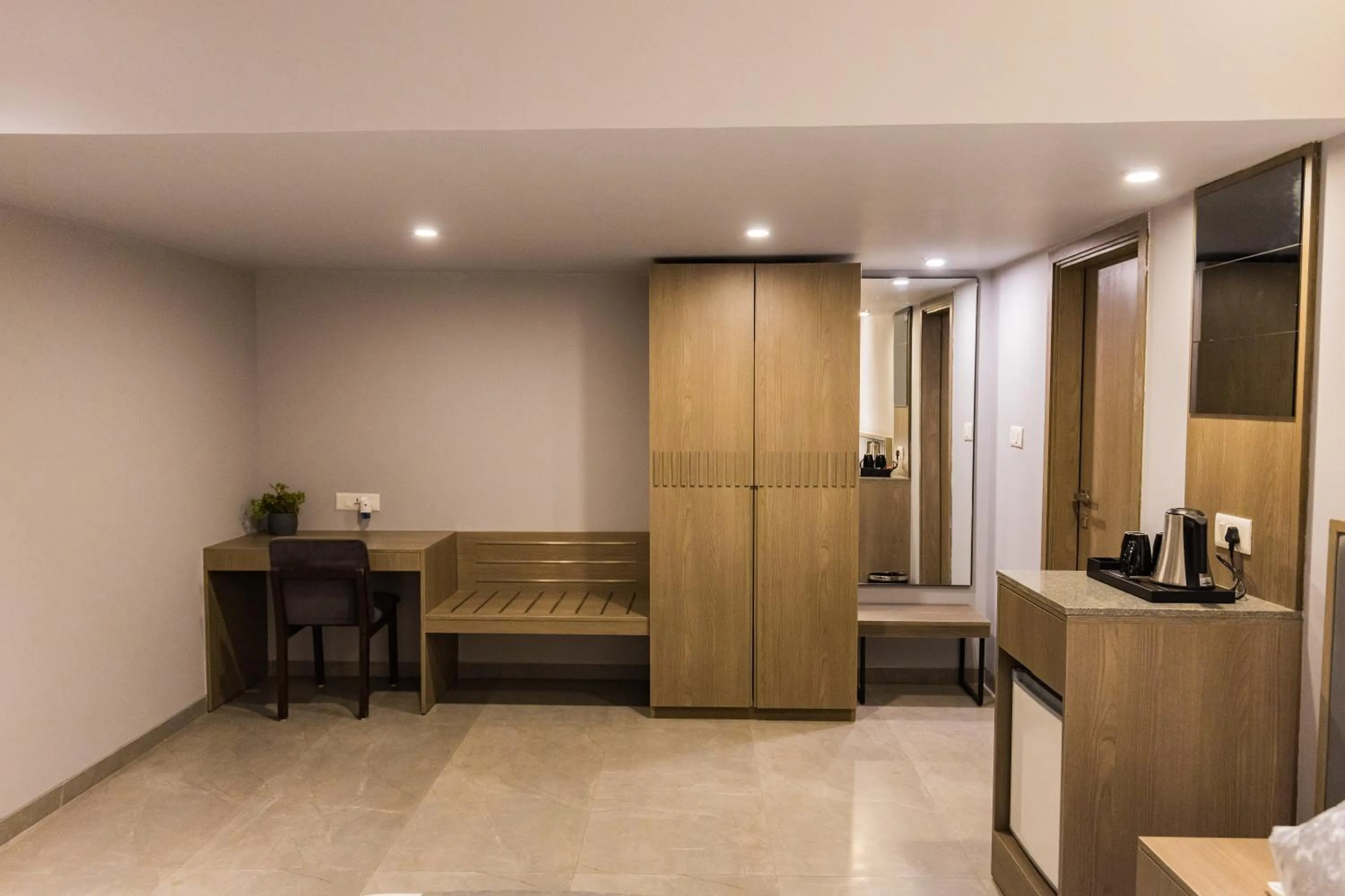 Bedroom in The Augusta Club & Resort