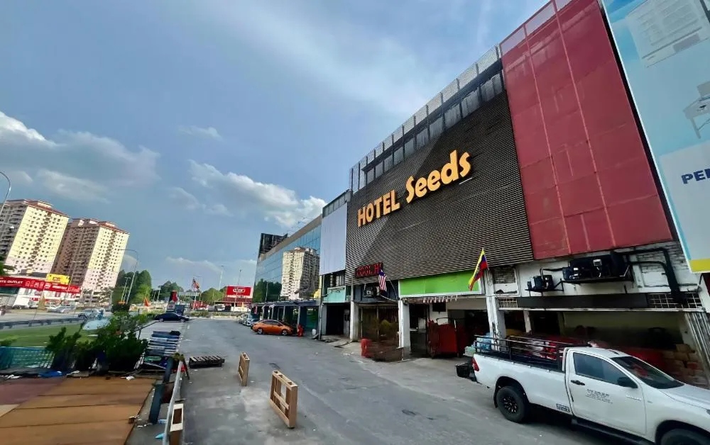 Seeds Hotel Selayang