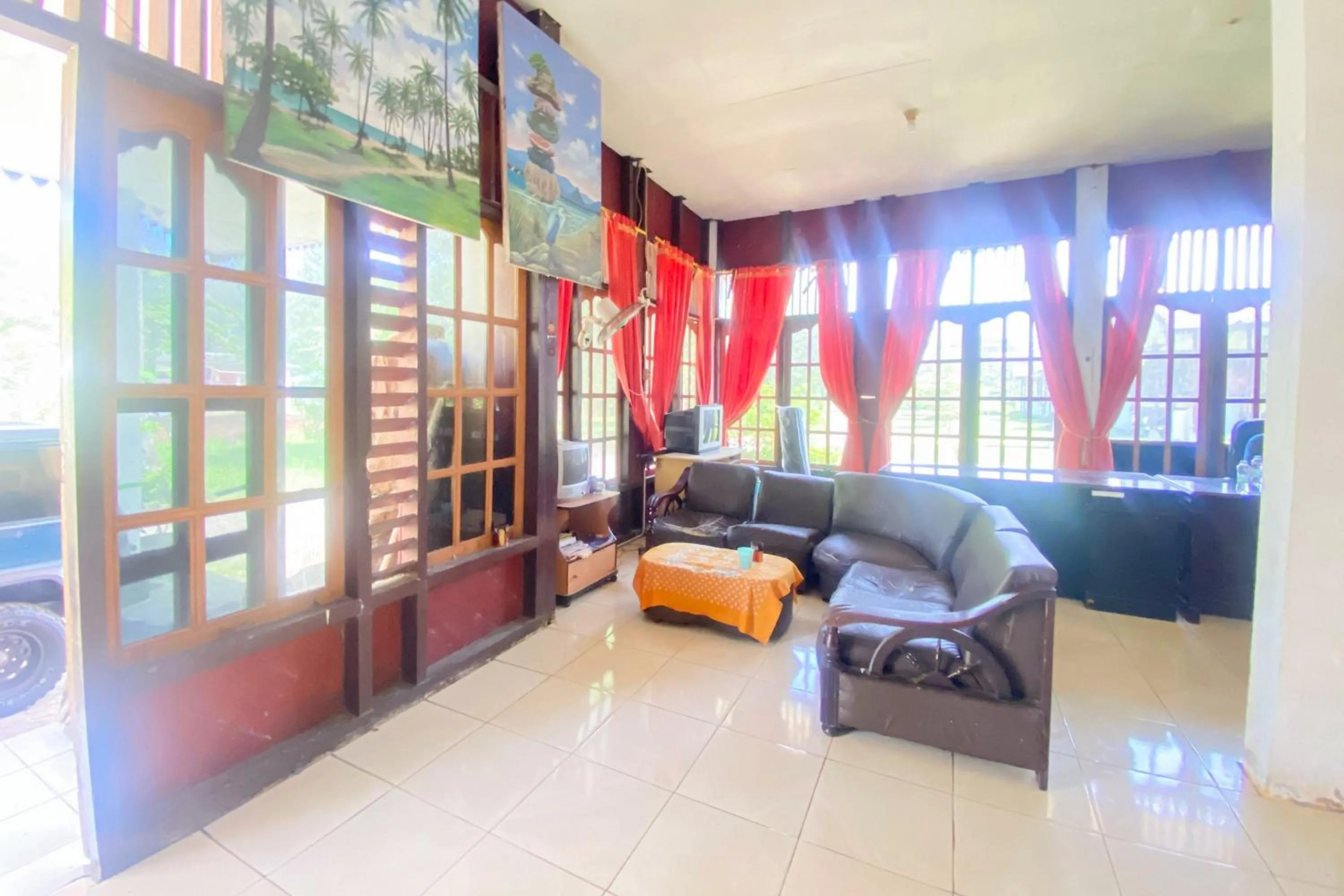 Seating area in Hotel Pantai Panjang Bengkulu RedPartner