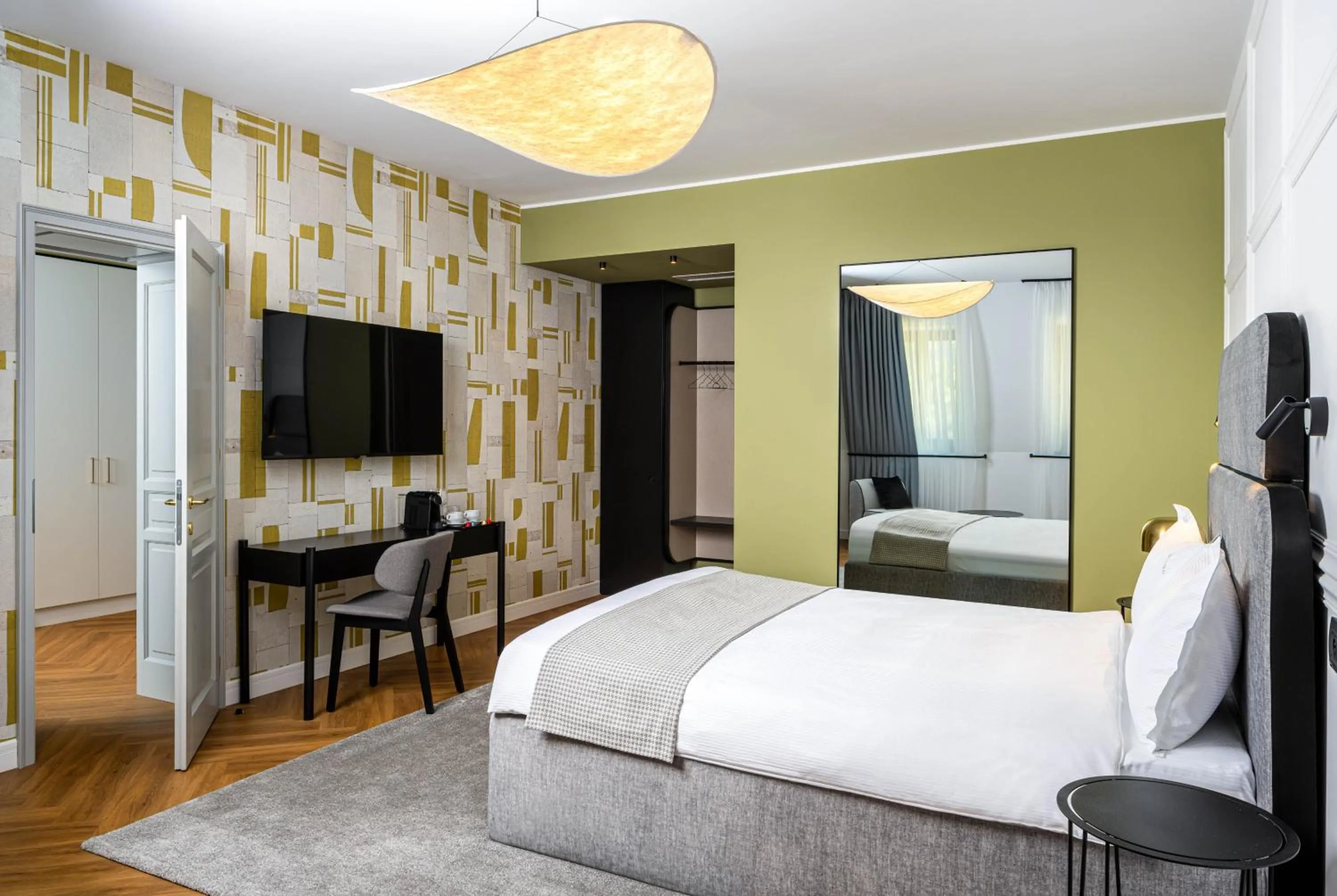 Bedroom, Bed in Ecletico Villa