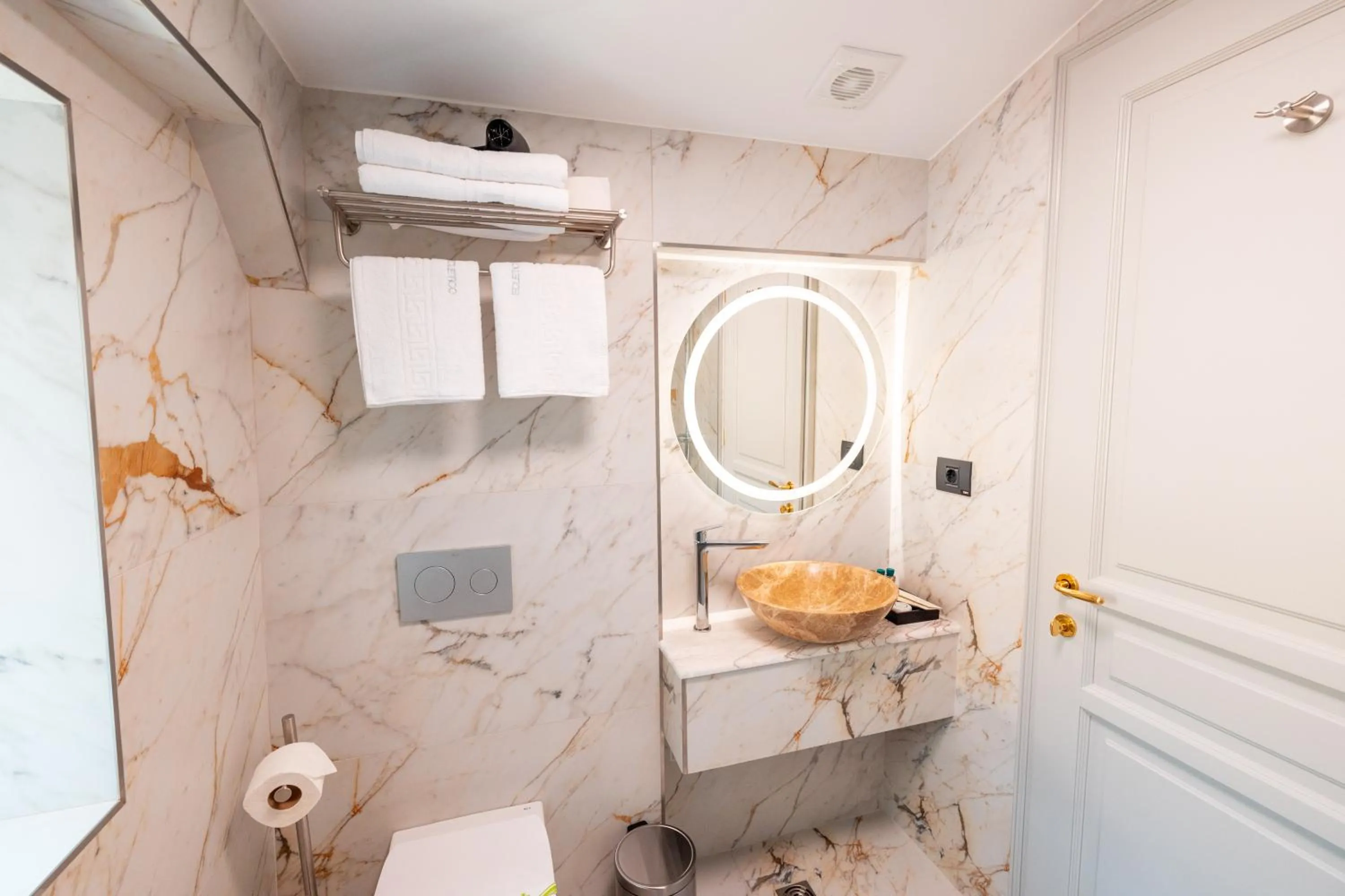 Bathroom in Ecletico Villa